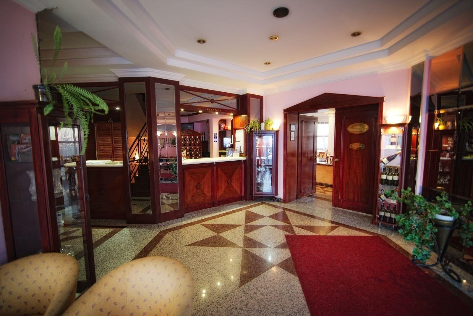 Hotel Bellevue by null