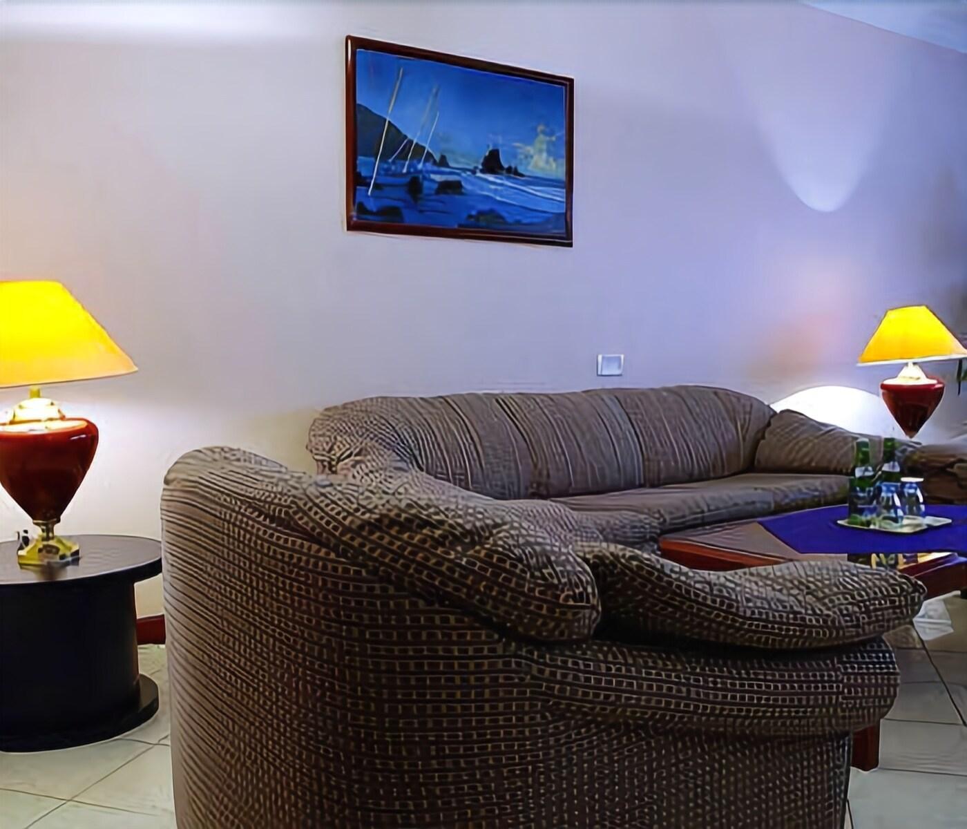 Hotel Bellevue by null