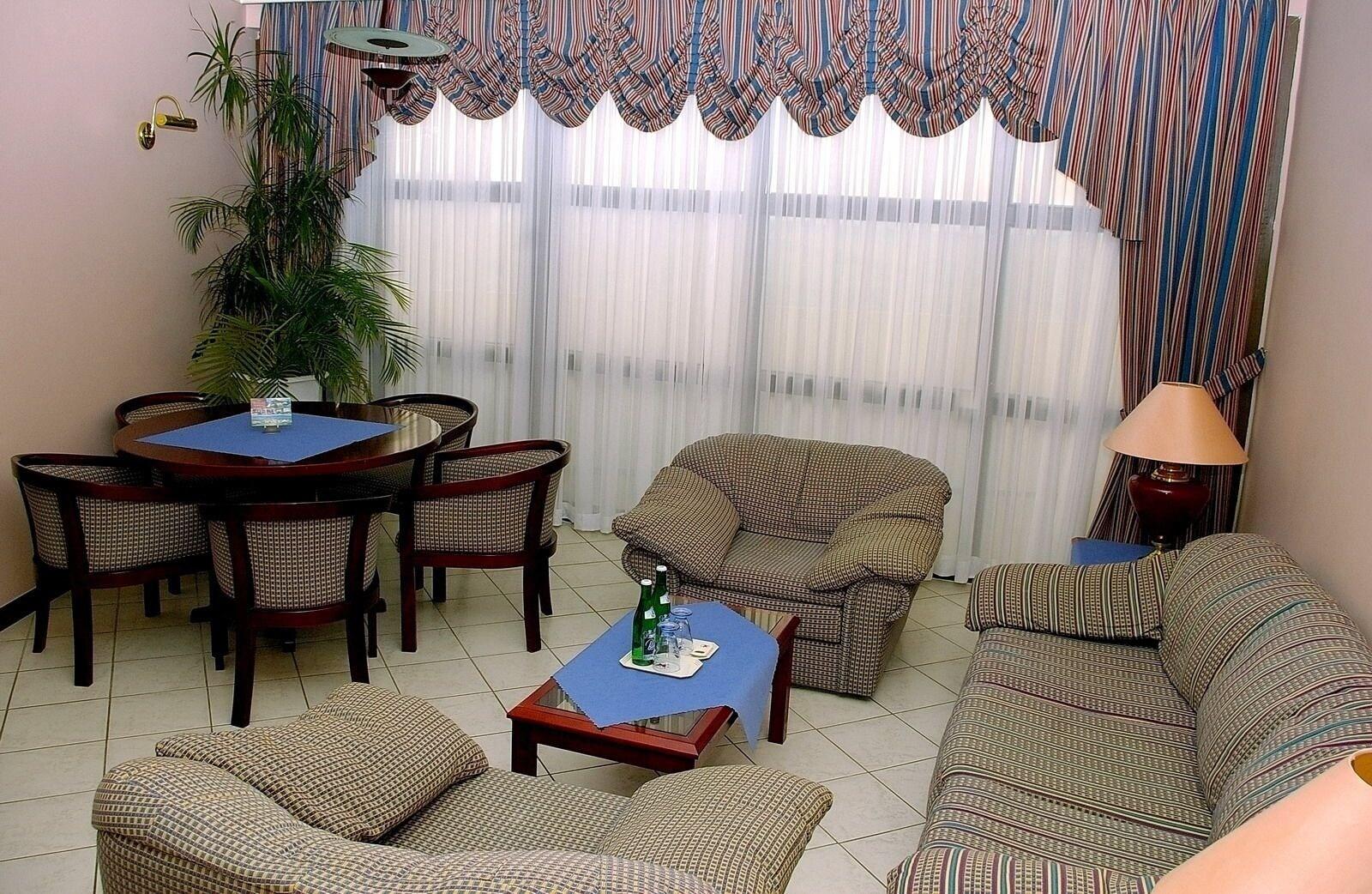 Hotel Bellevue by null