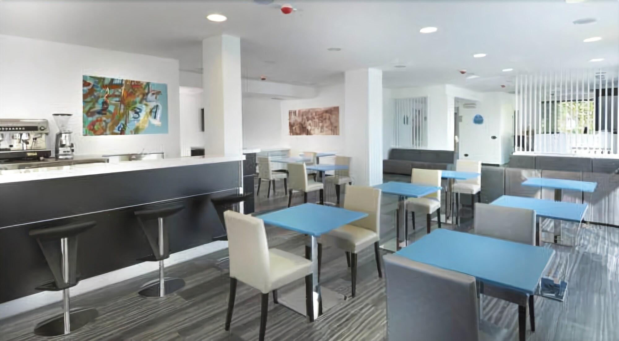 Blu 9 Hotel