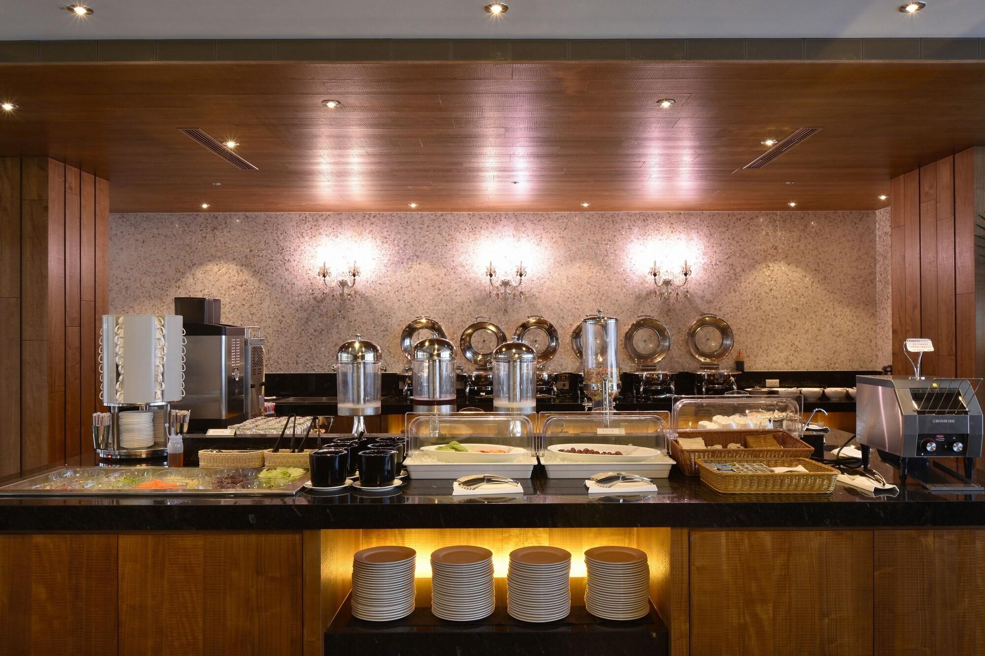 Uher Luxury Resort & Hotel