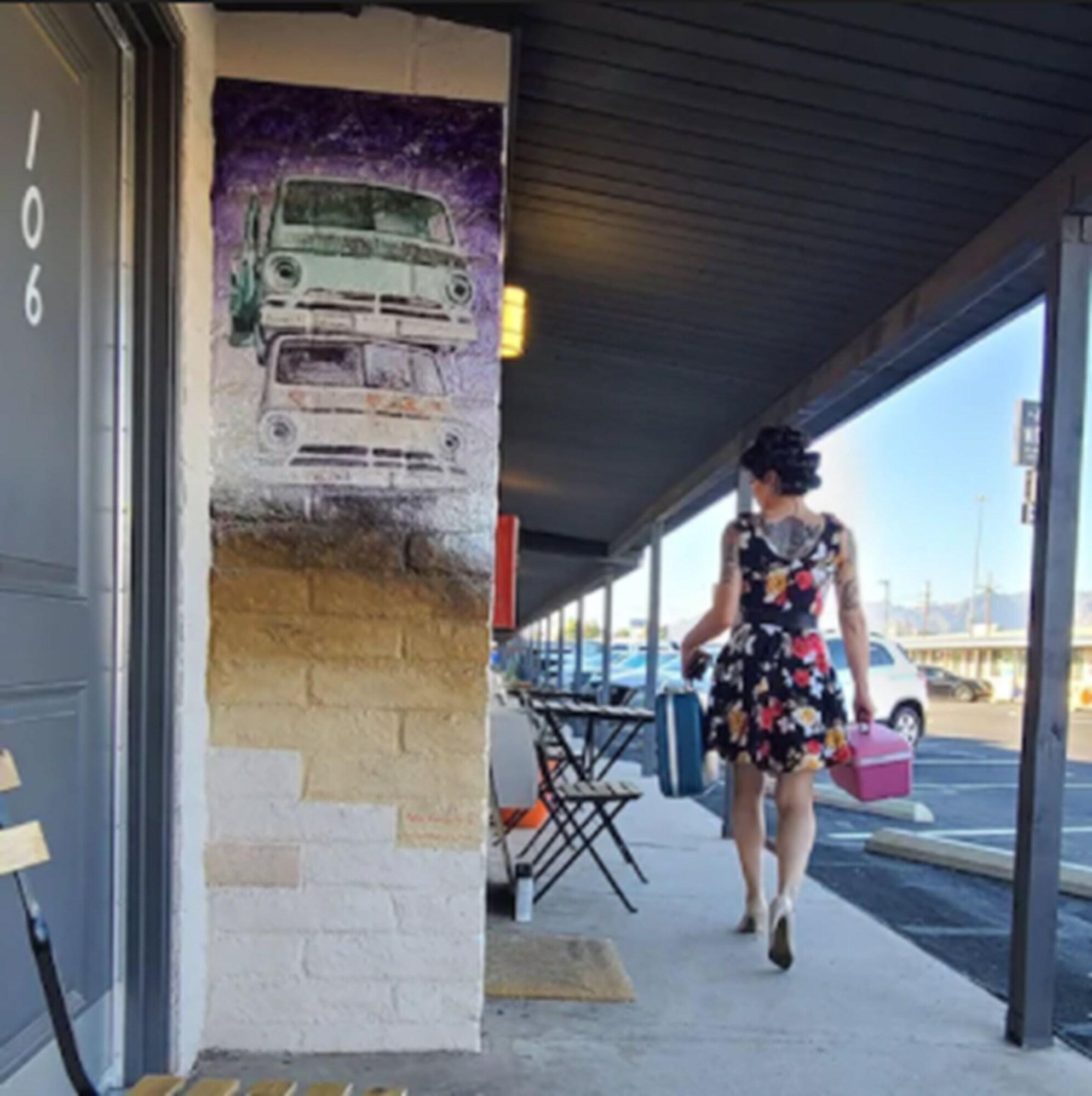 Hotel Mccoy - Art, Coffee, Beer, Wine