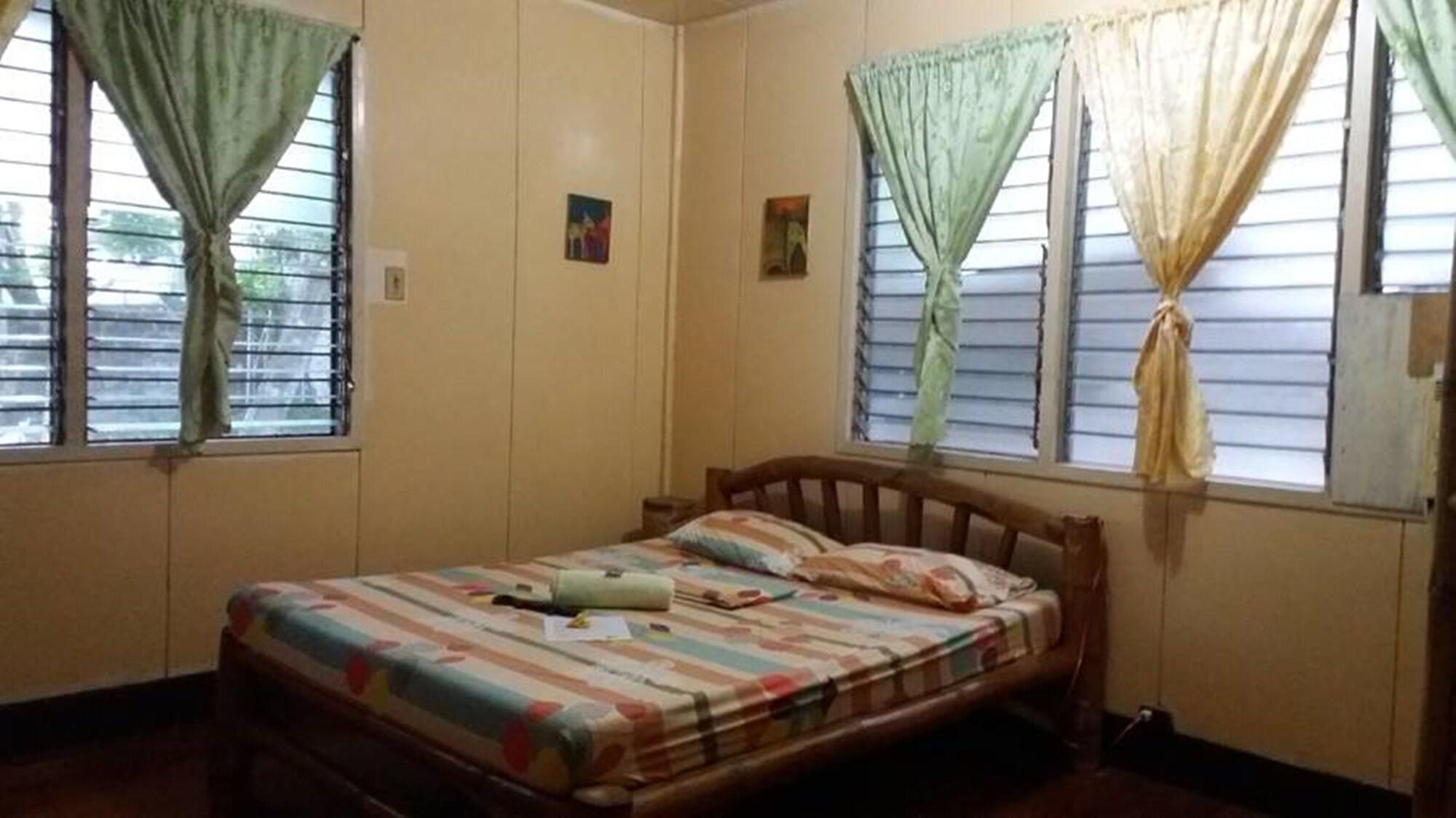 Bugoy Bikers Hostel by null