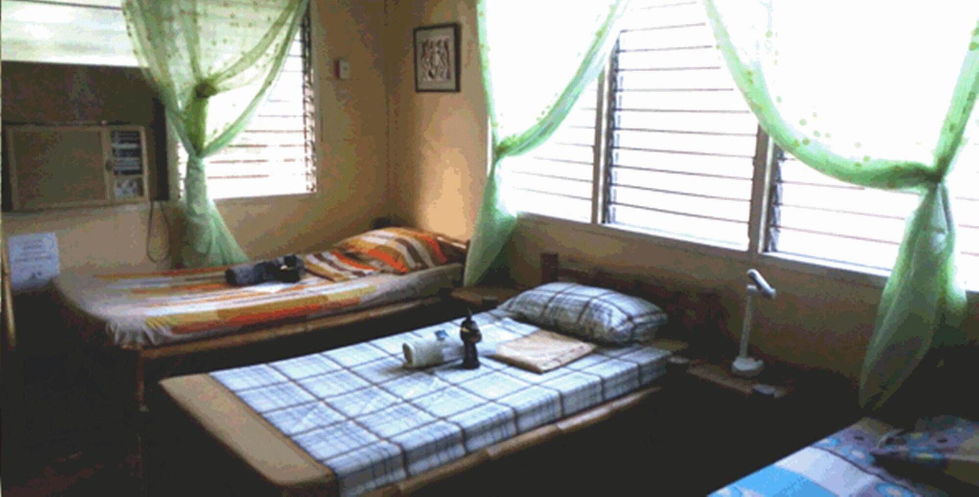 Bugoy Bikers Hostel by null