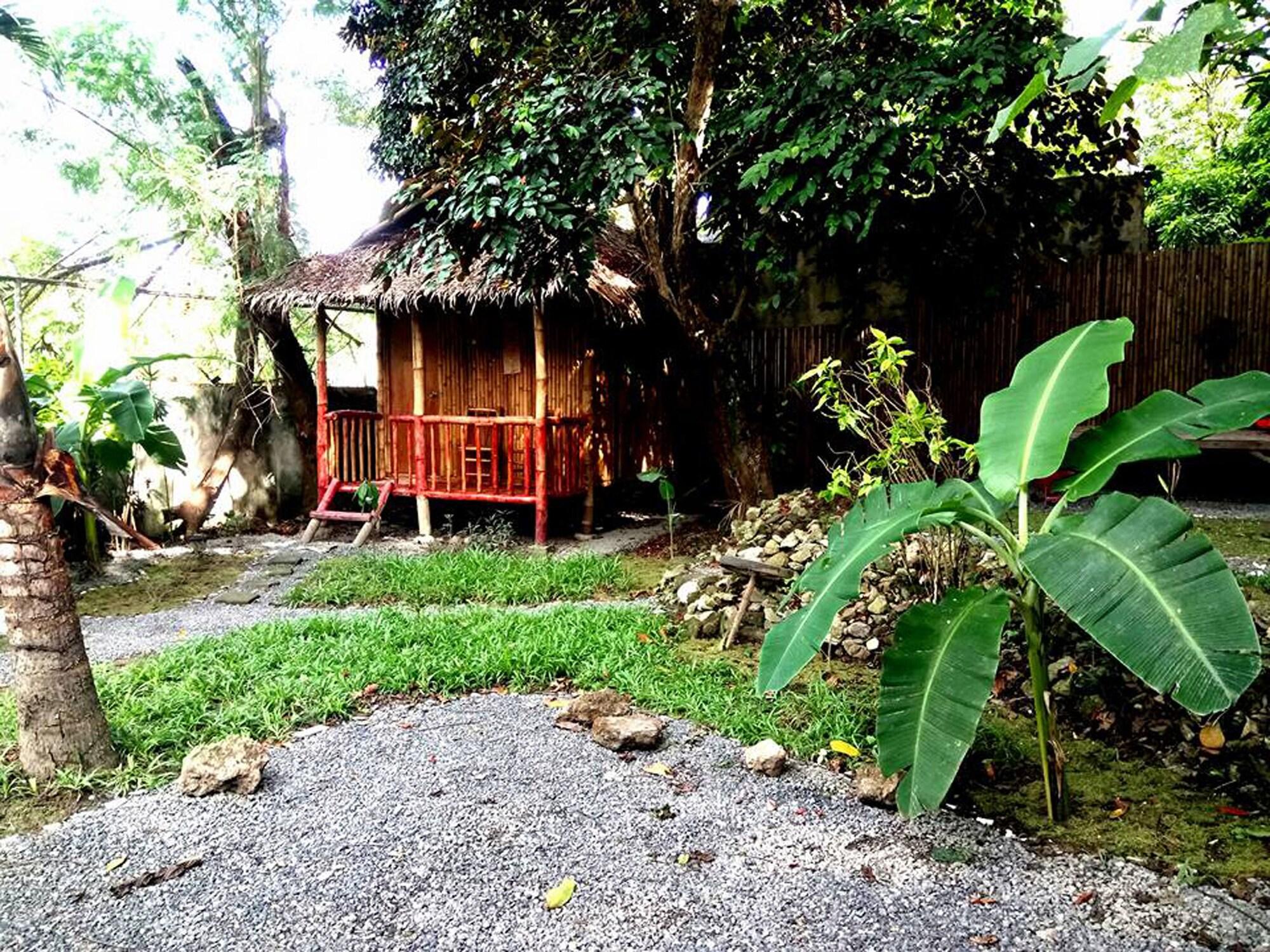 Bugoy Bikers Hostel by null