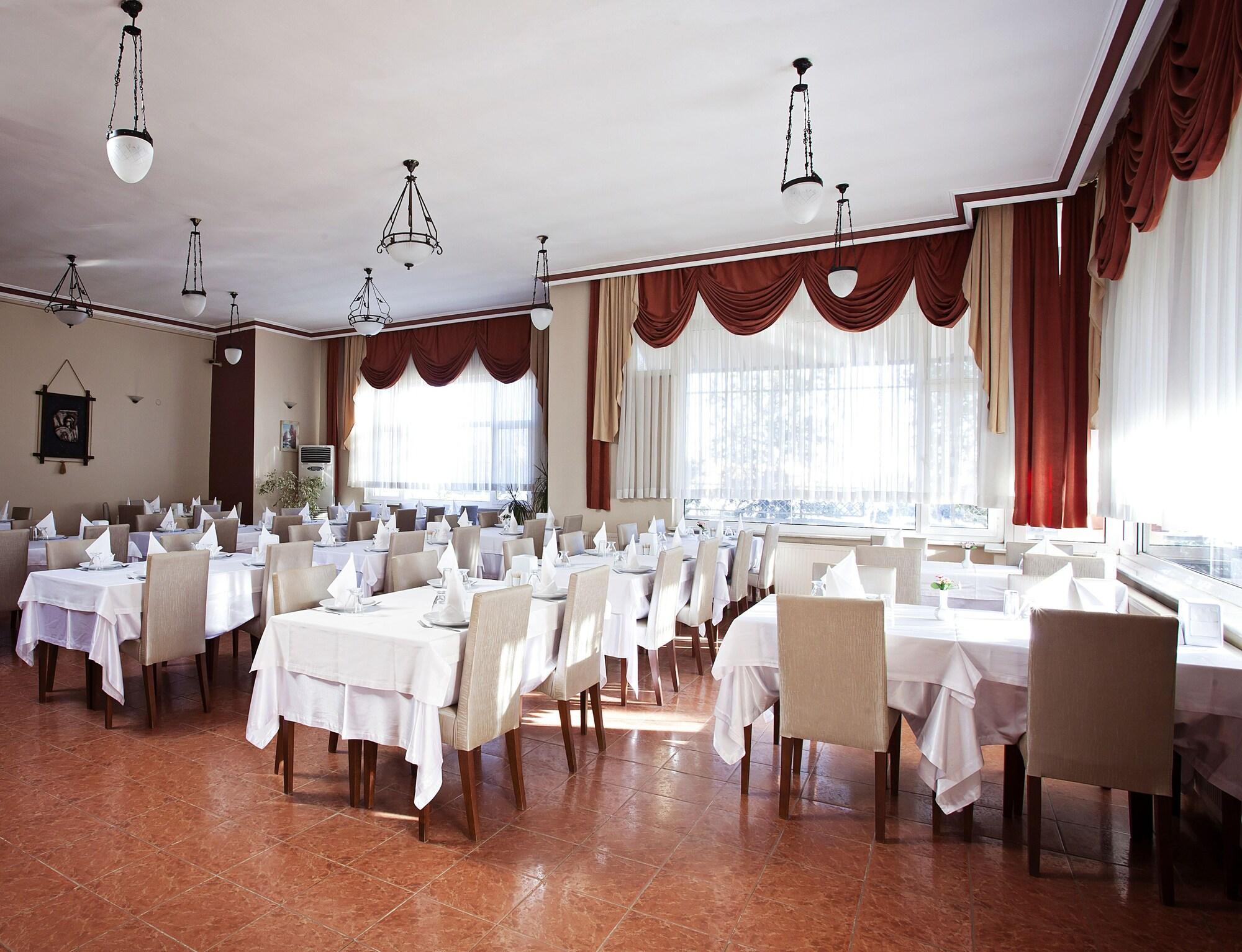 Burc Best Hotel