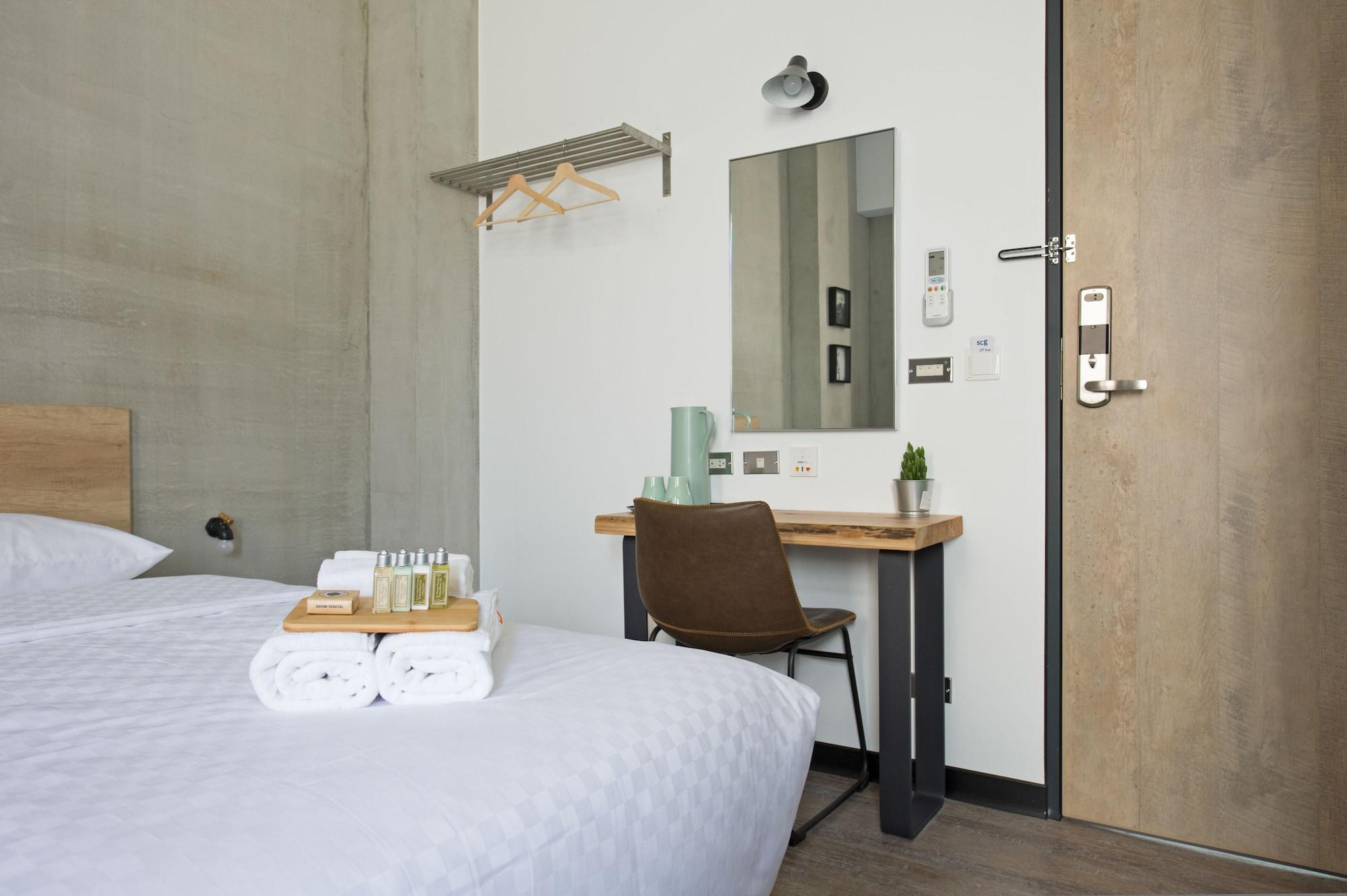 Ox Suites