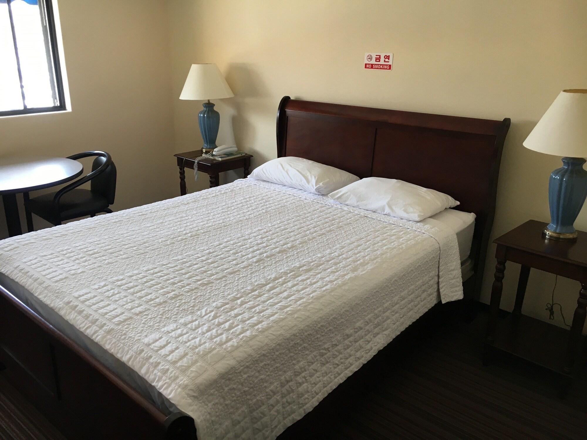Harmon Loop Hotel