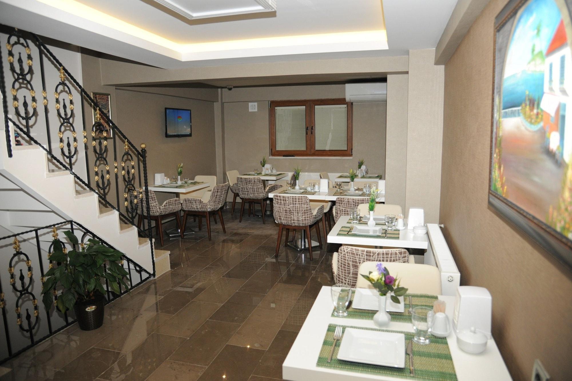 Rooms Inn Taxim - Poză