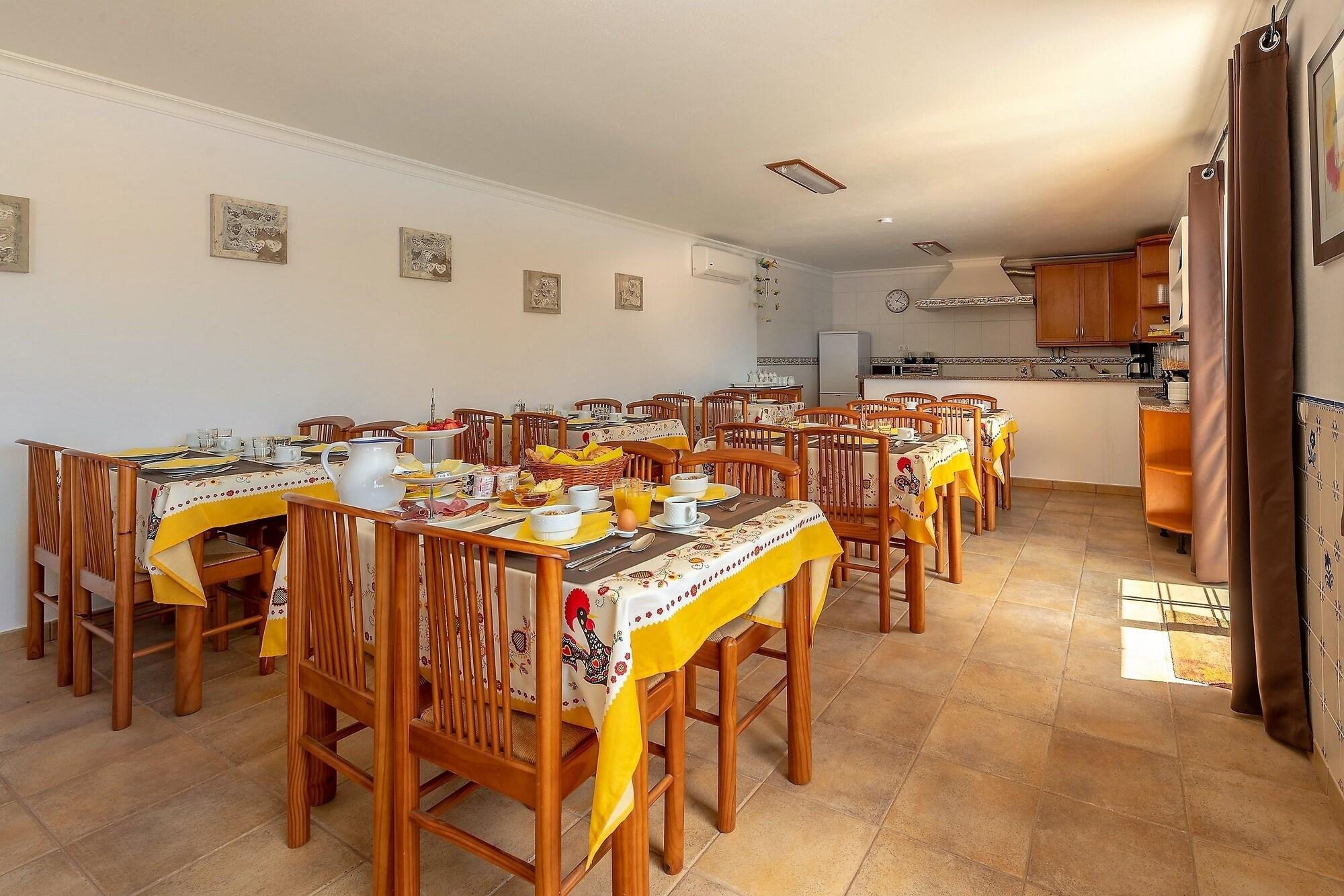 Casa Dos Ninos