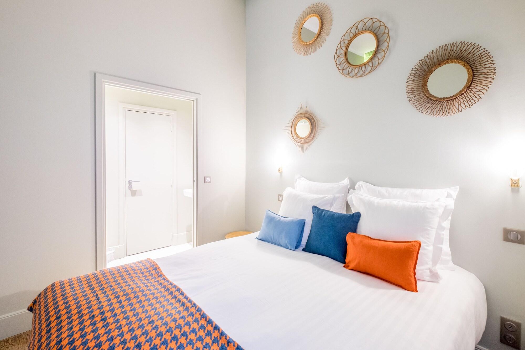 Le 1ᵉʳ Étage SoPi - Montmartre by null