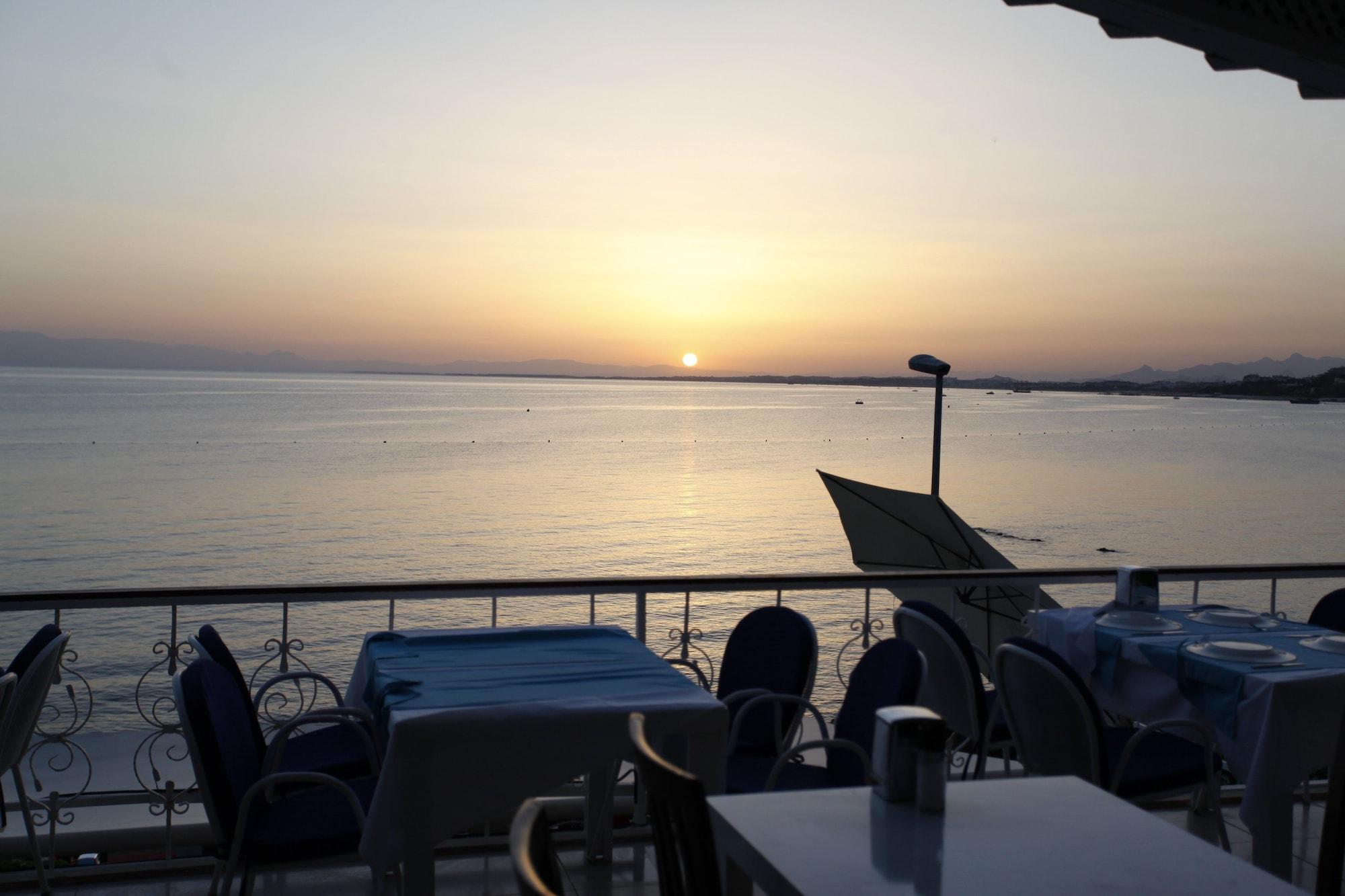 Kuba Beach Hotel