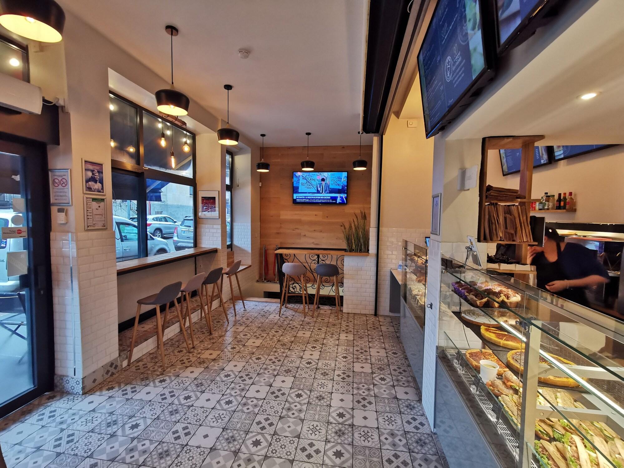 Au 30 - APPART'HOTELS & SUITES by null