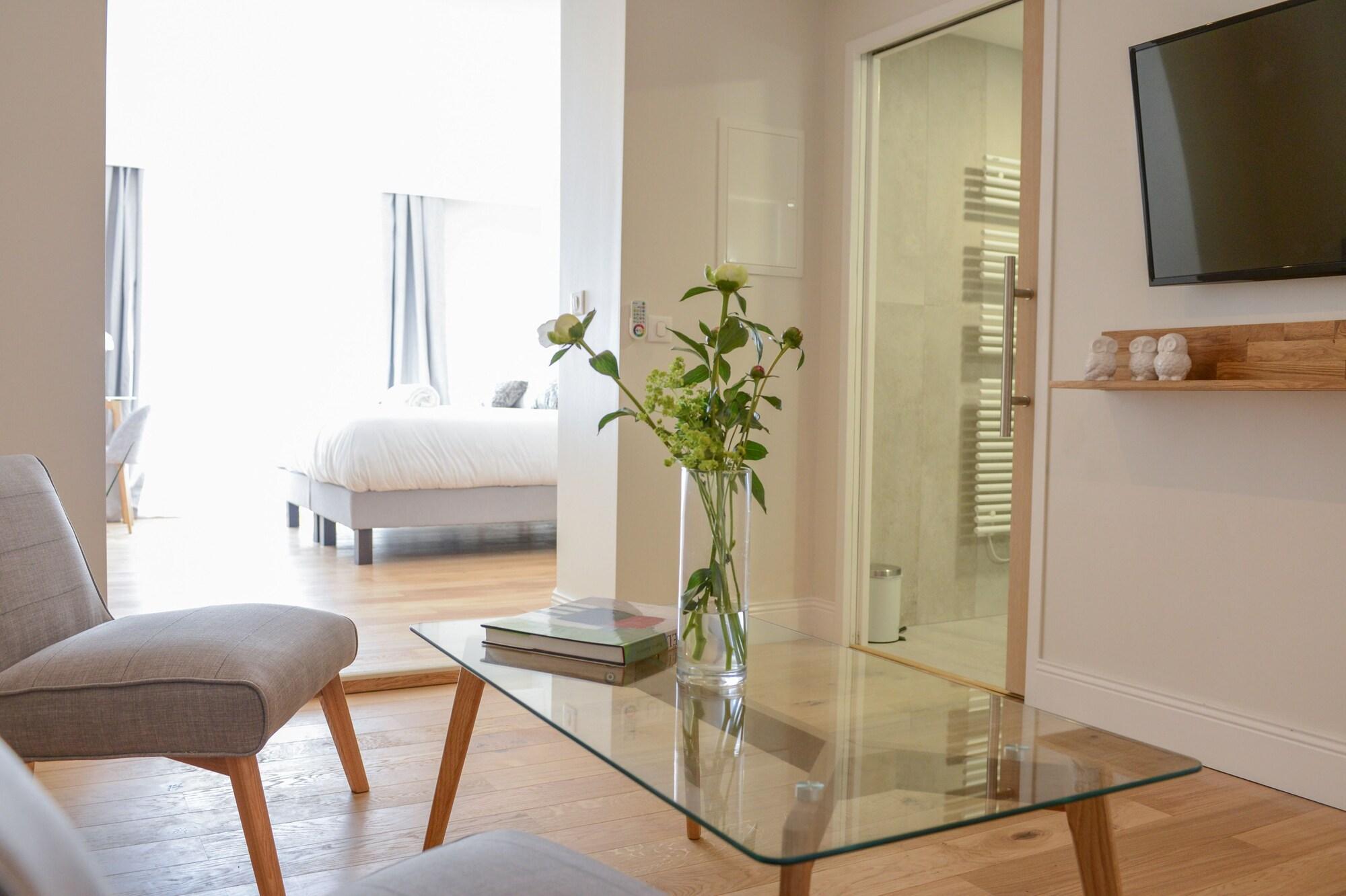 Au 30 - APPART'HOTELS & SUITES by null