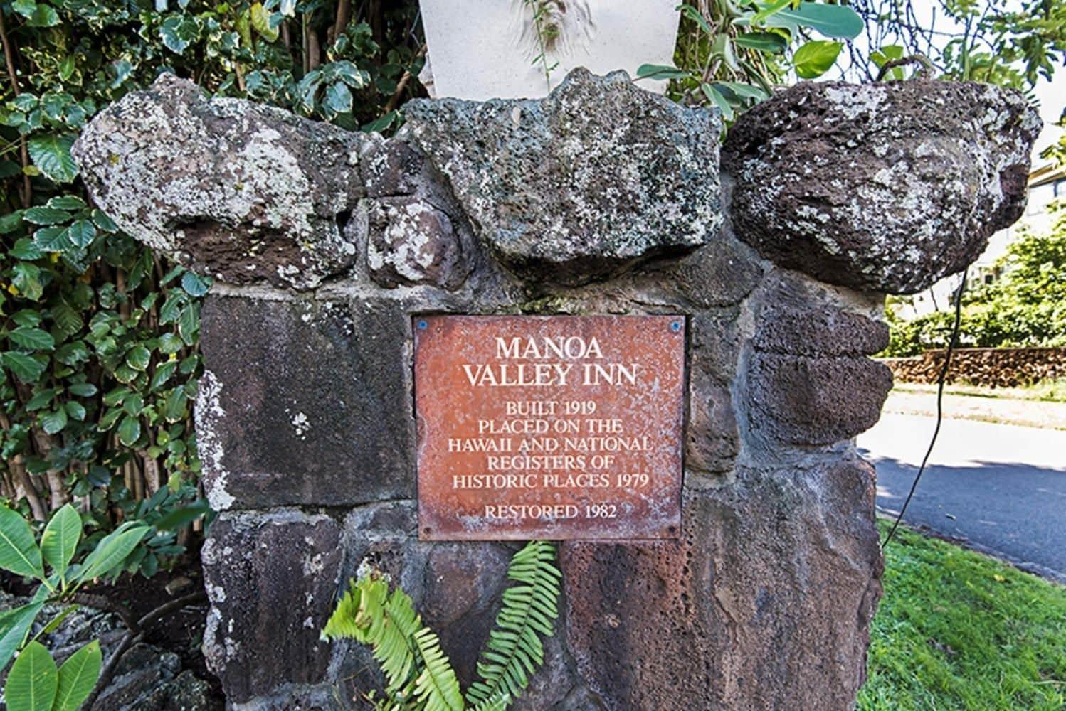 Manoa Valley Inn by null