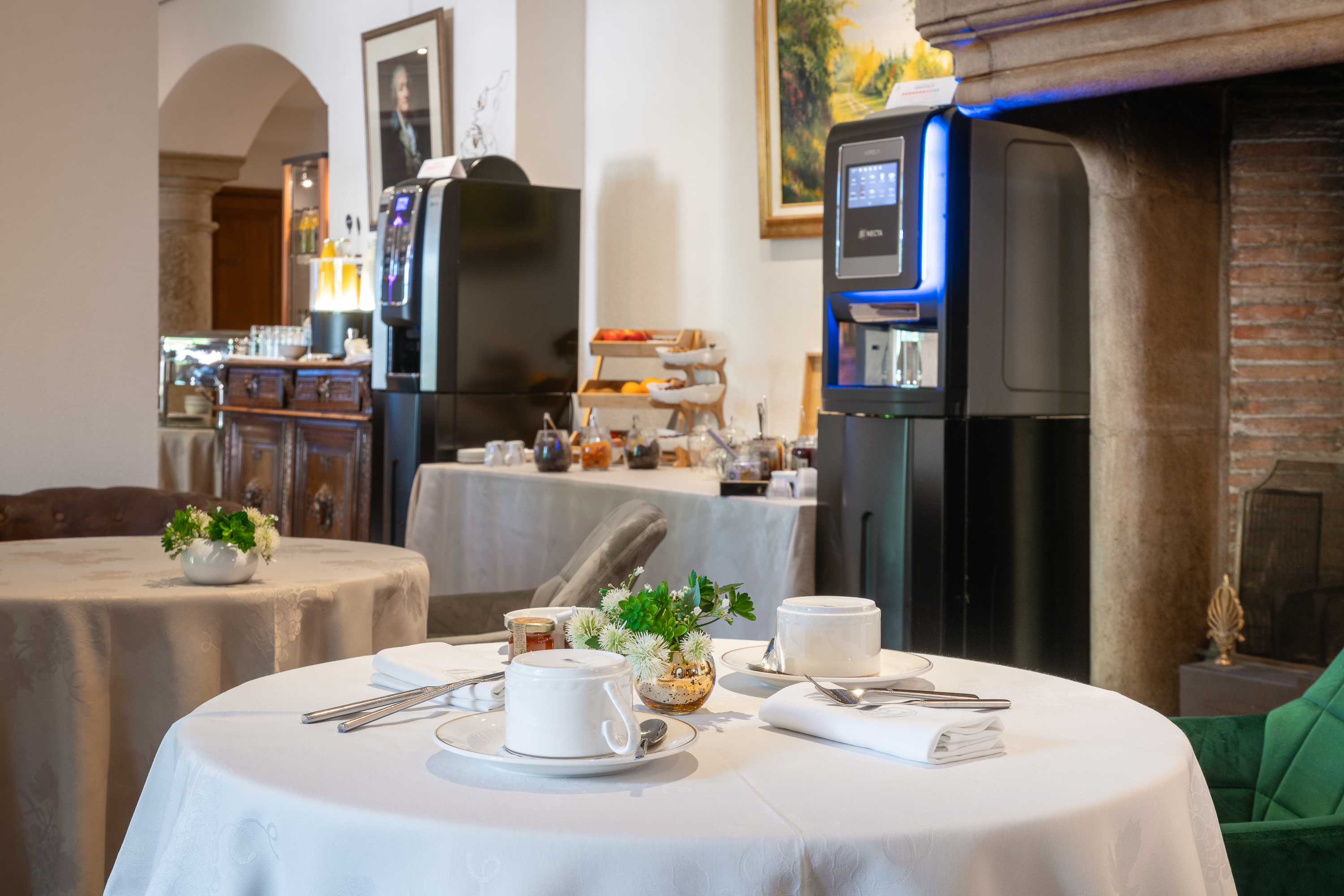 Demeures & Chateaux Hotel de Greuze