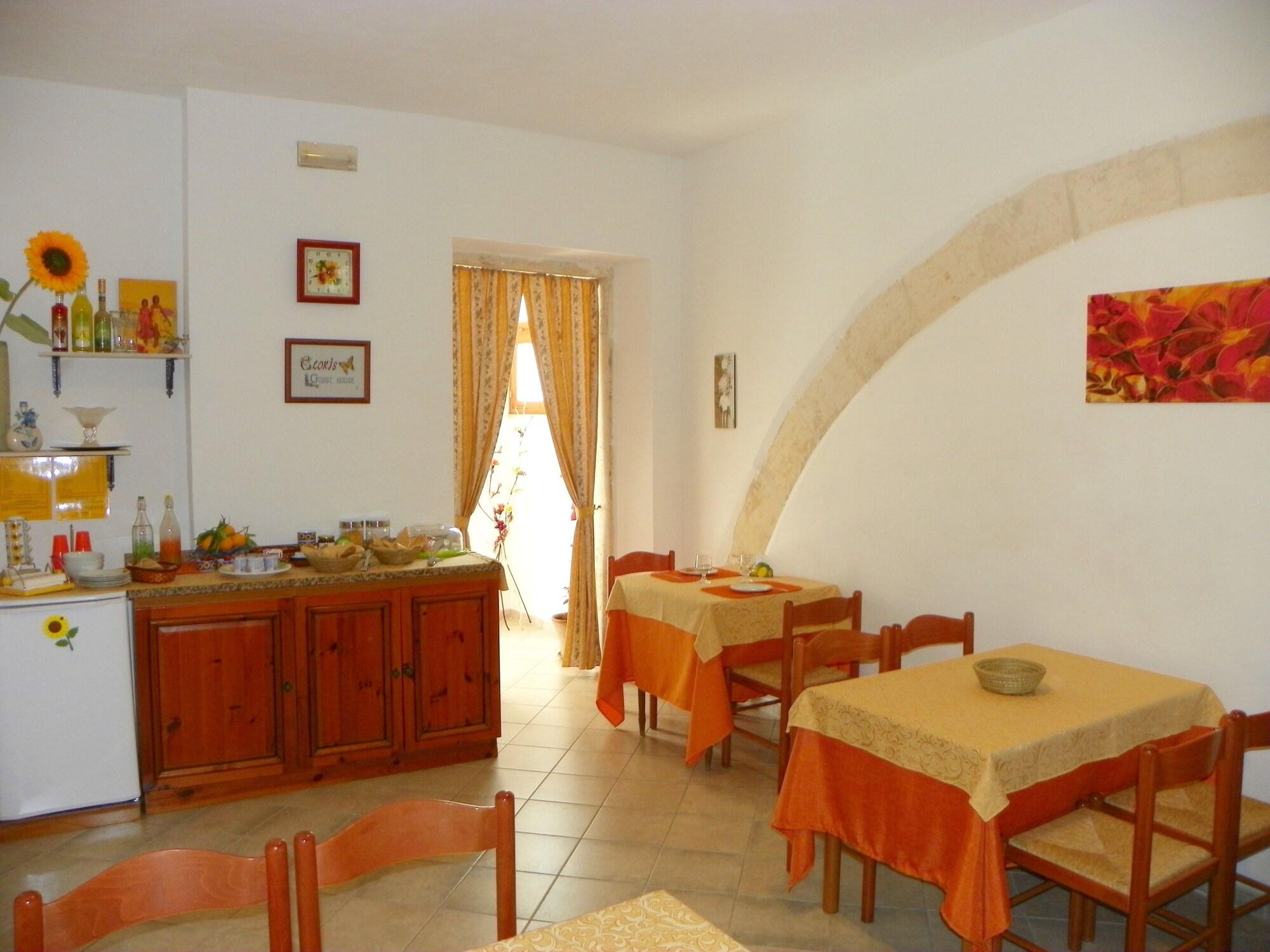 Cloris Guest House