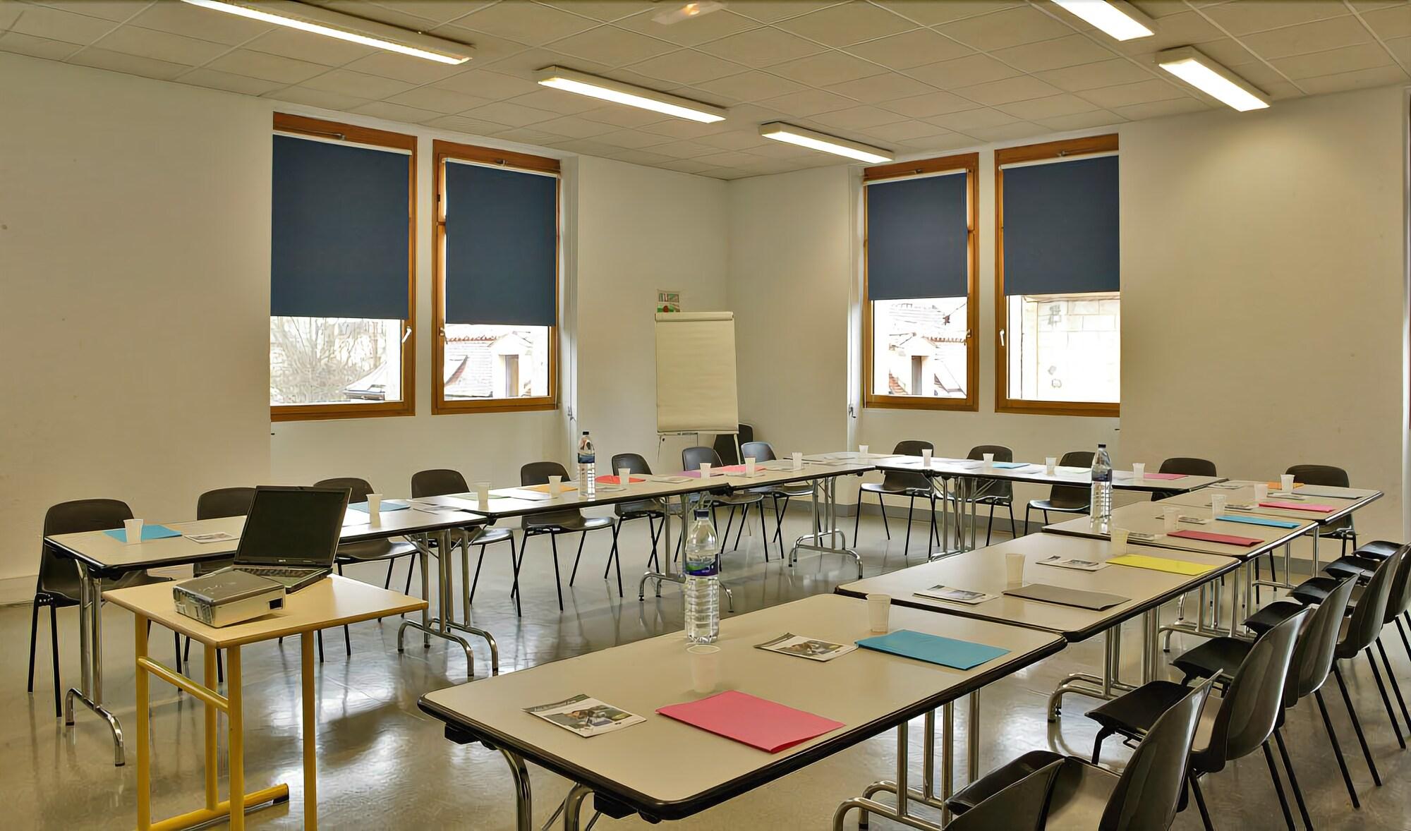 Hôtel Restaurant La Couleuvrine by null