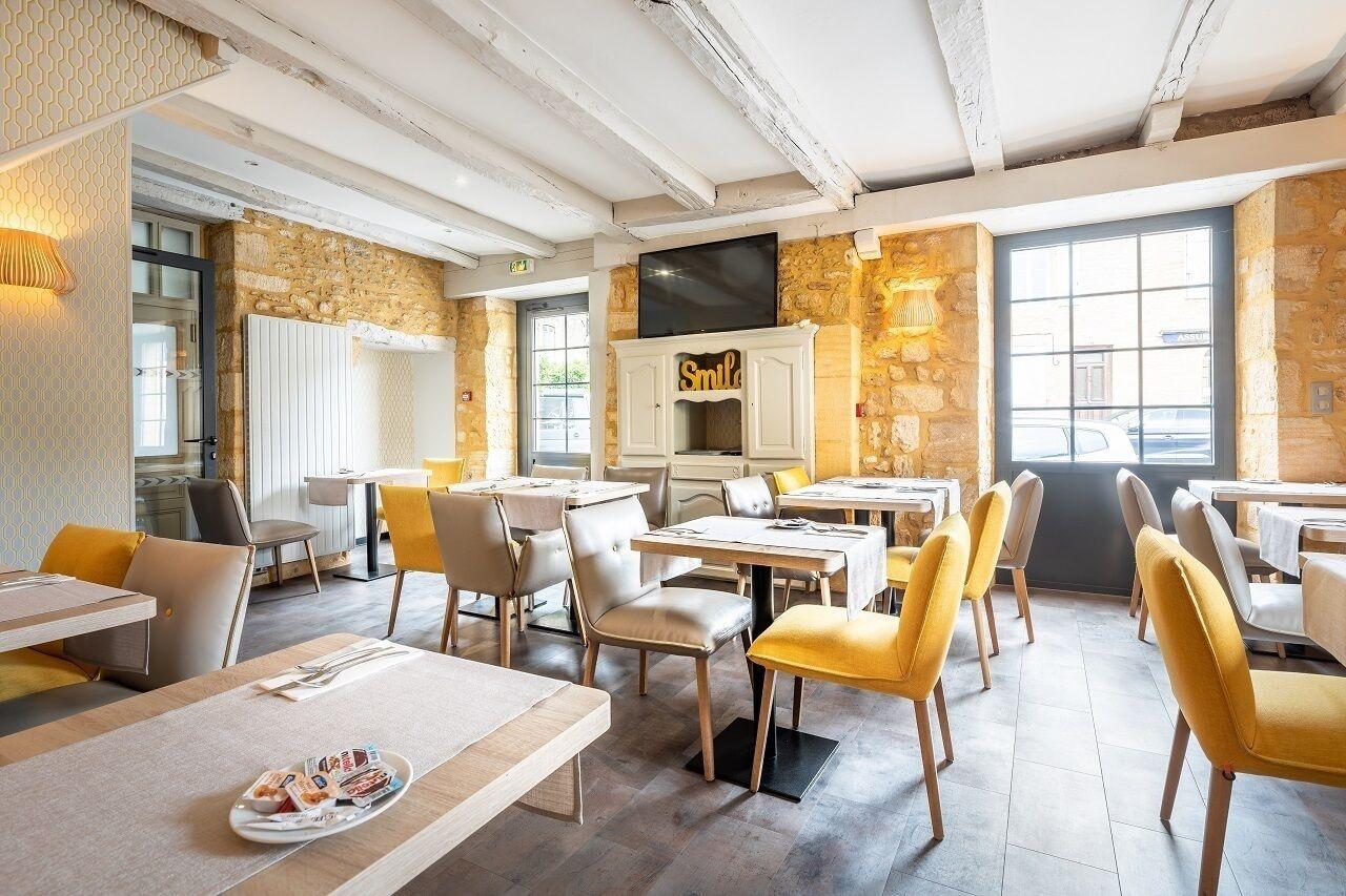 Hôtel Restaurant La Couleuvrine by null