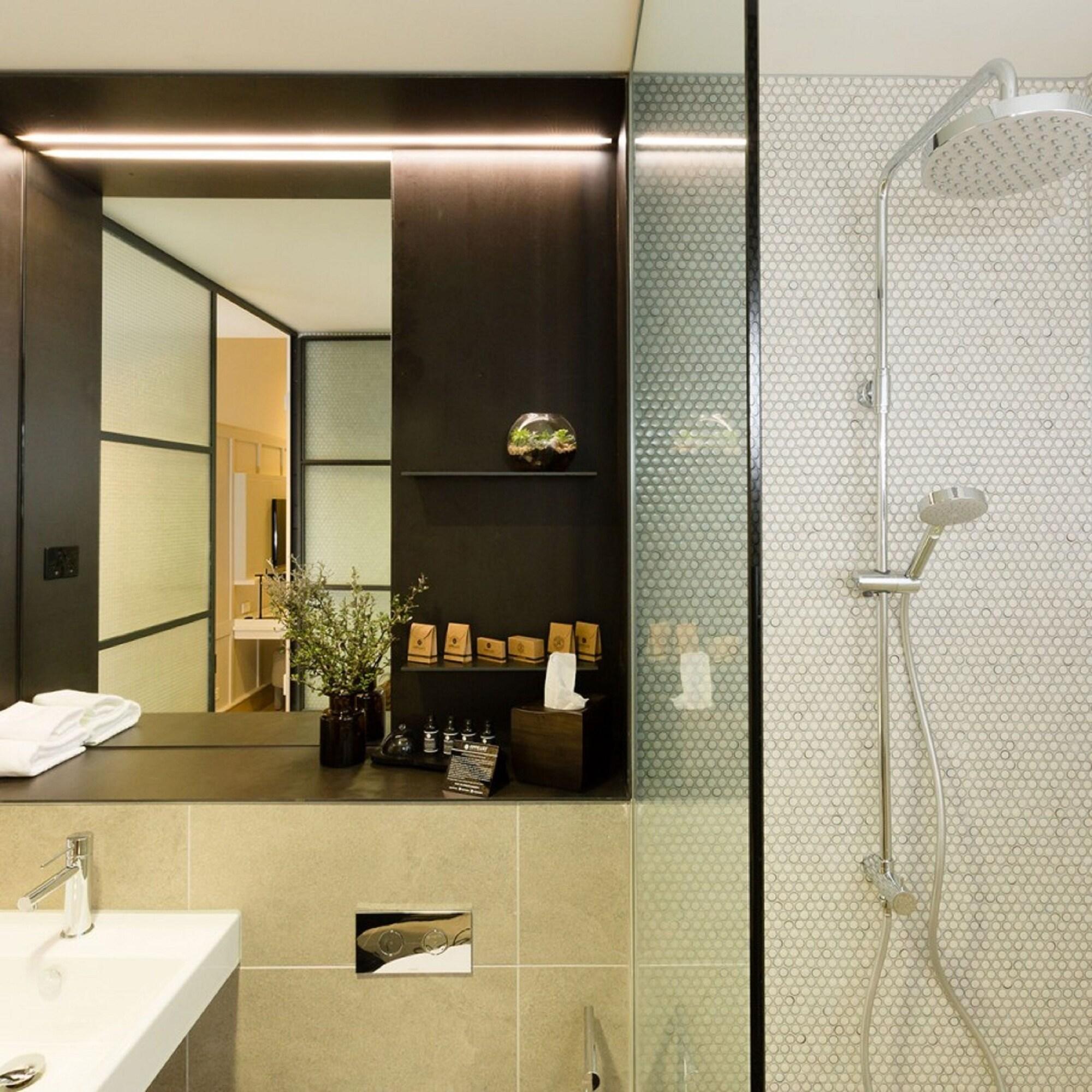 Coppersmith Hotel by null