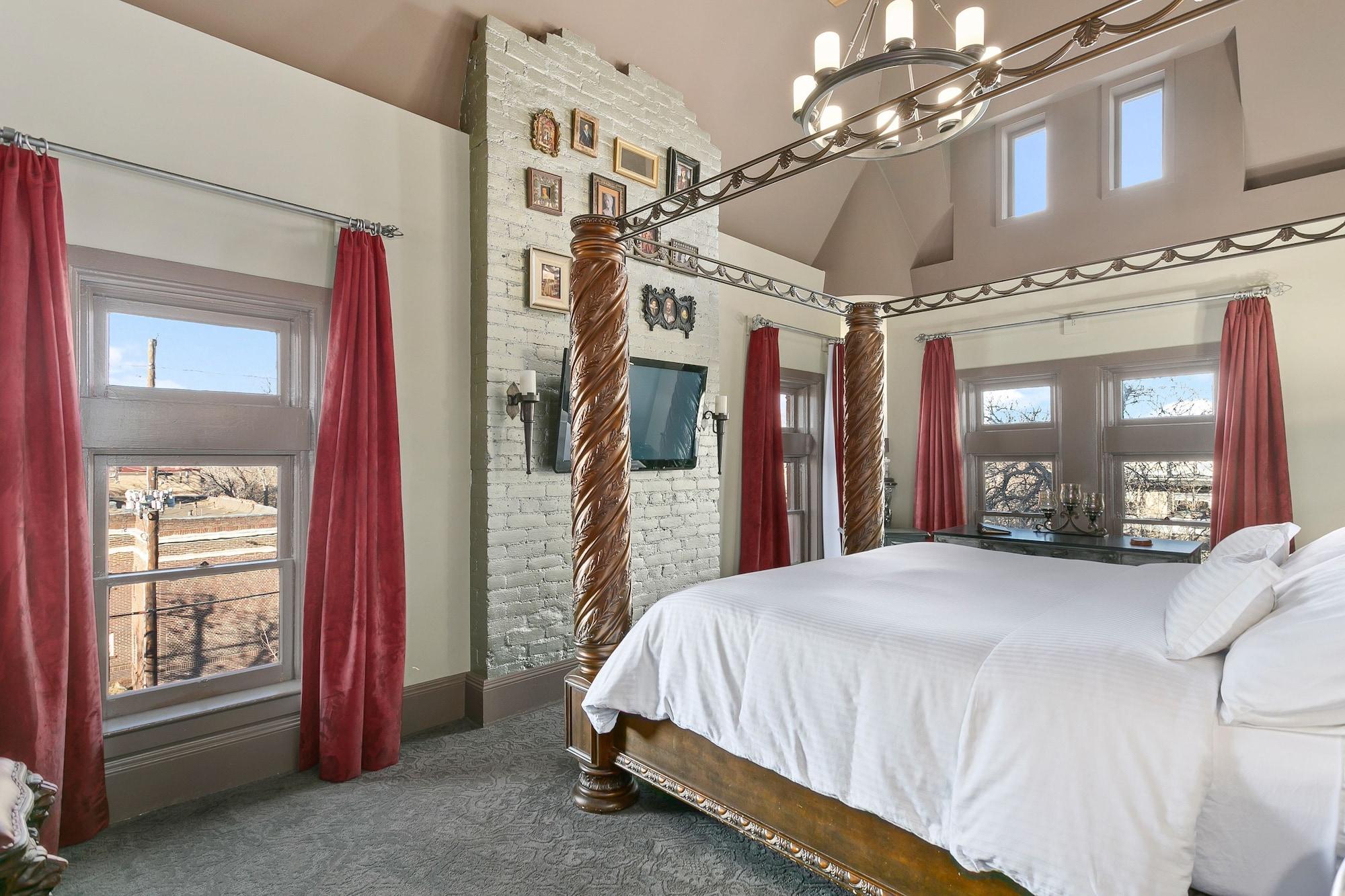 Patterson Inn by null