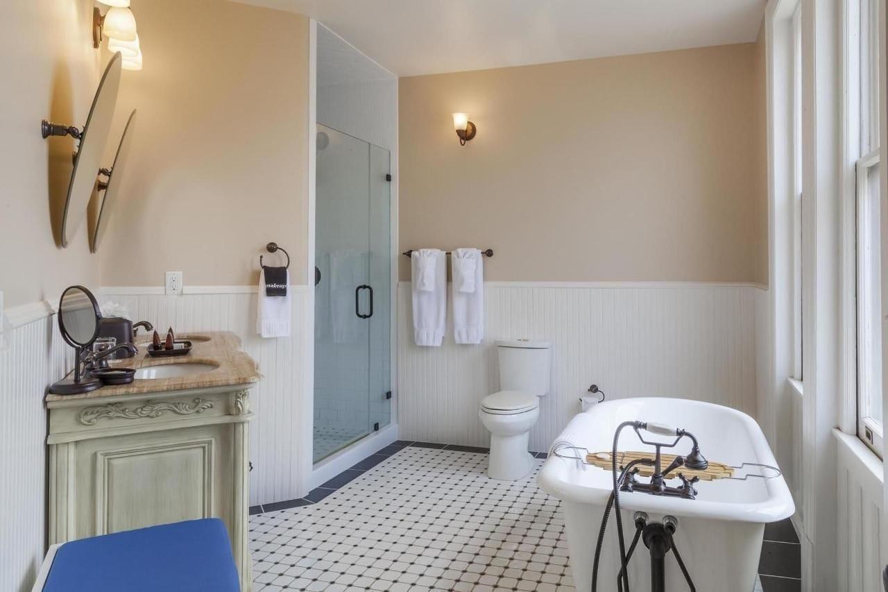 Patterson Inn by null