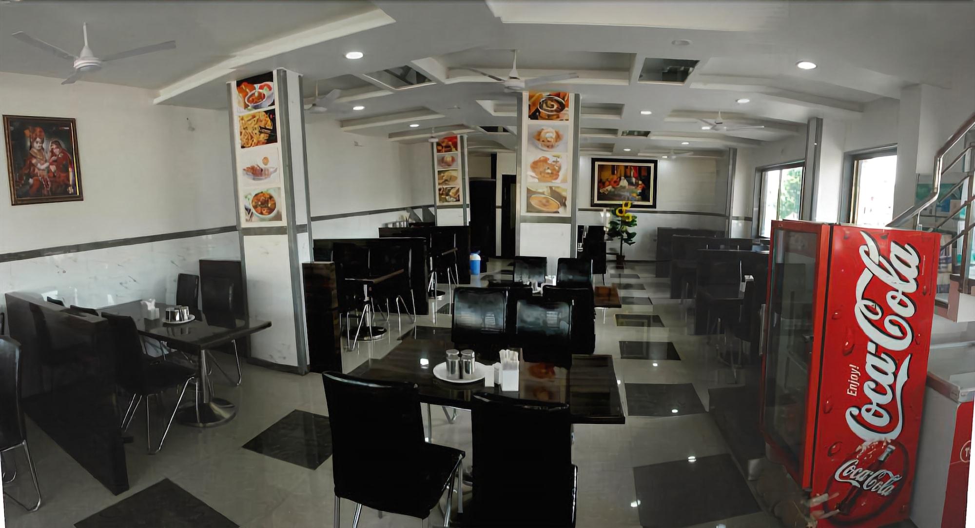 Hotel Sai Bansi