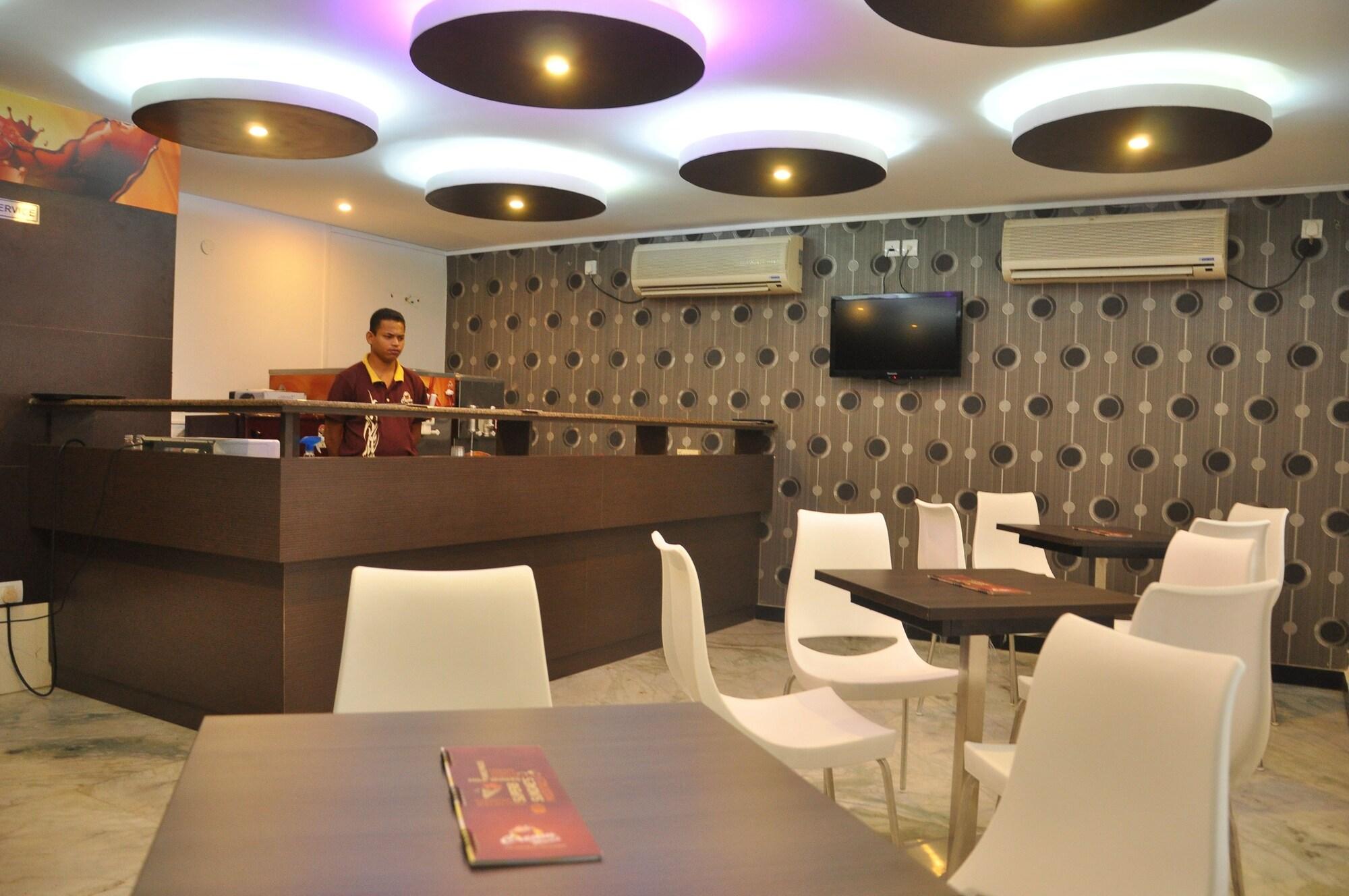 Nayagara Hotel