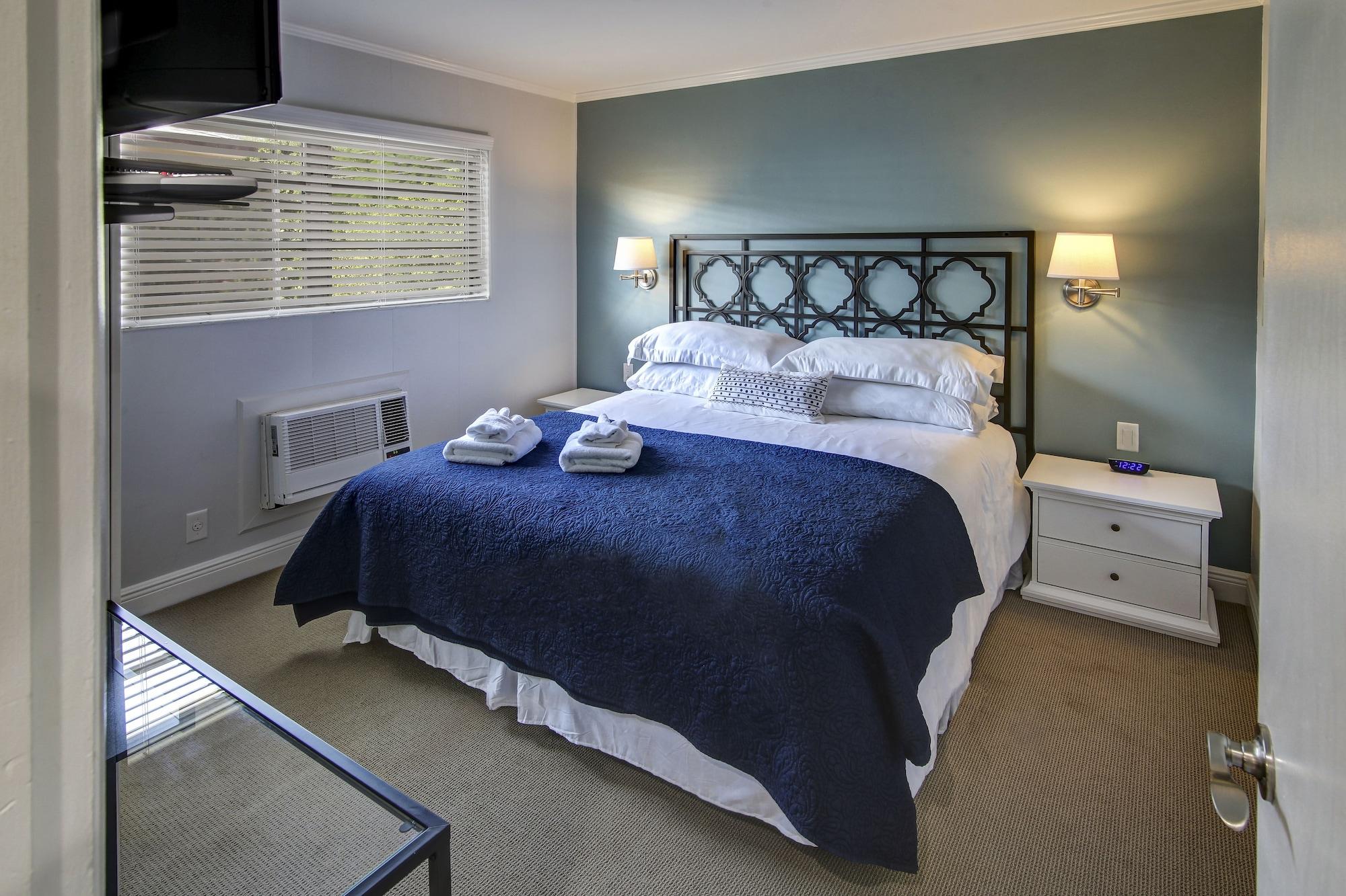 May-Dee Suites