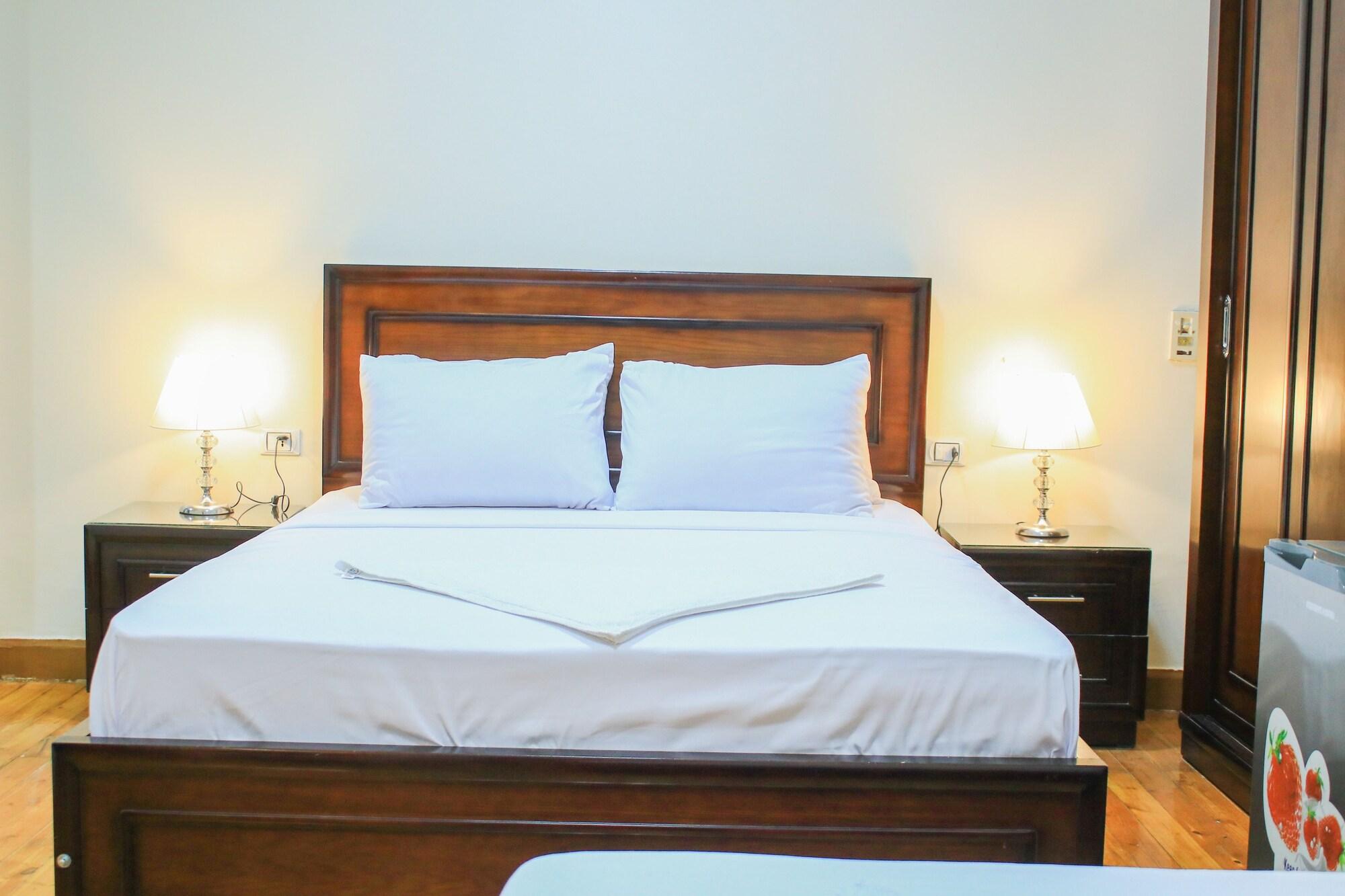 Midtown Hostel