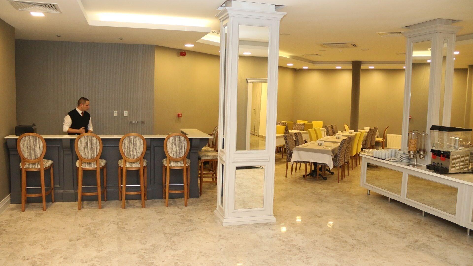 Enerji Hotel