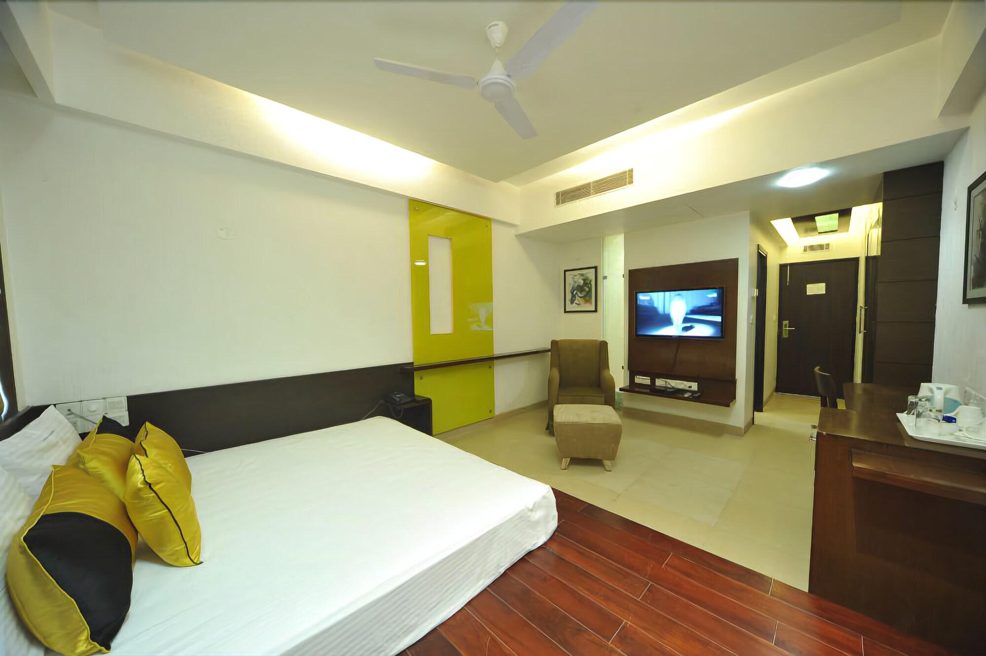 Aquamarine (Aroma Premium) Boutique Hotel by null