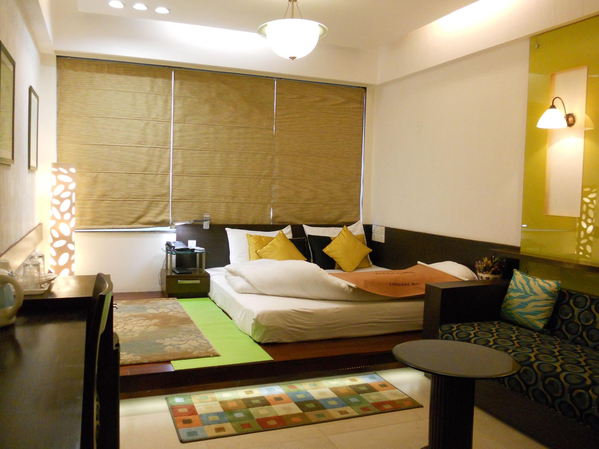 Aquamarine (Aroma Premium) Boutique Hotel by null