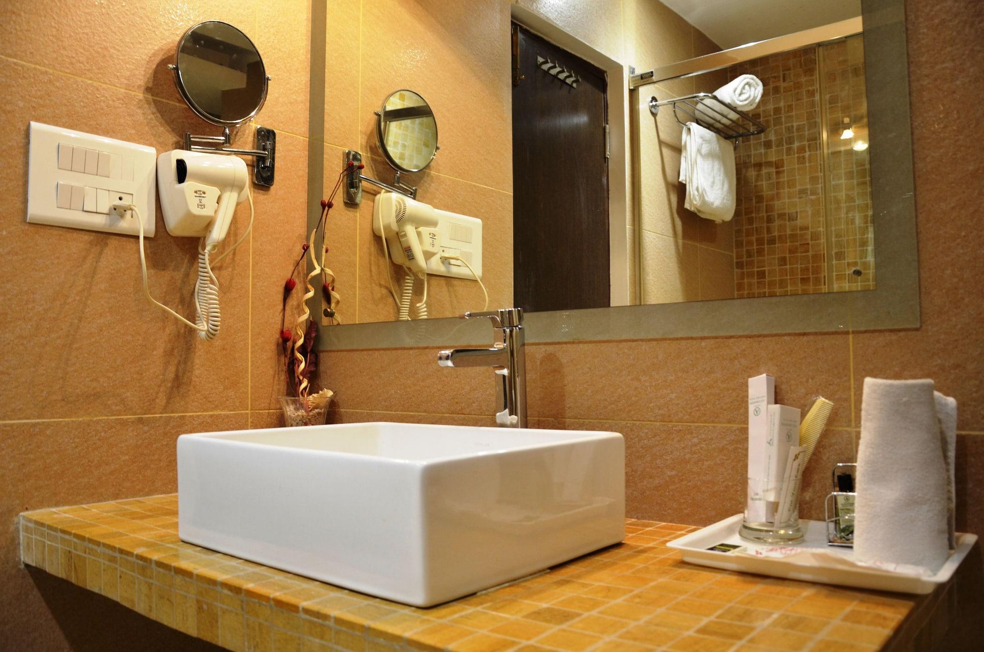 Aquamarine (Aroma Premium) Boutique Hotel by null