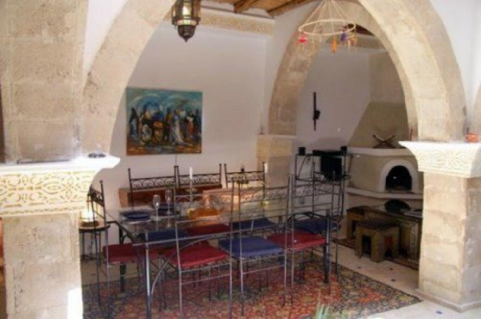 Dar Rahaothello