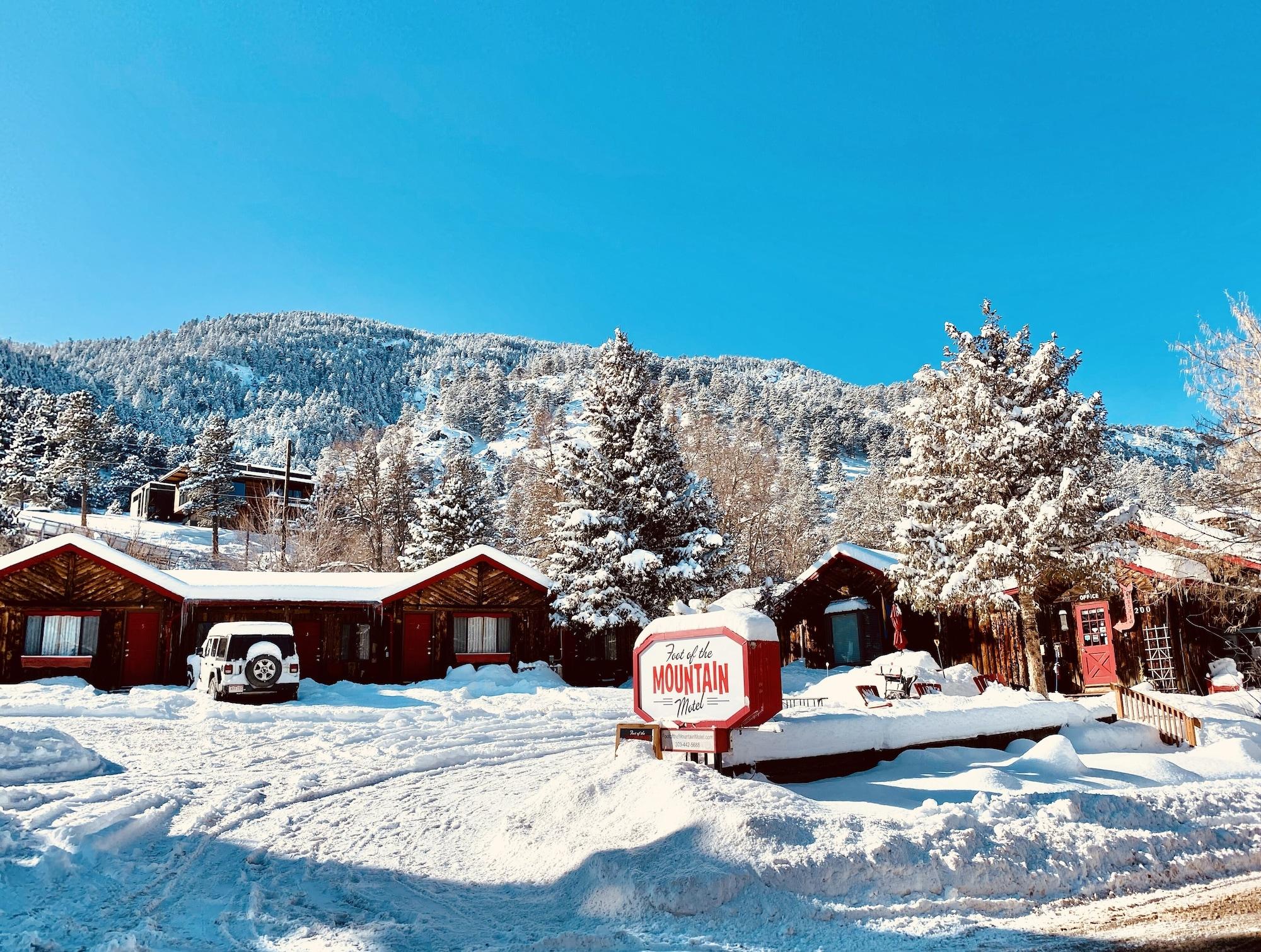 Foot of the Mountain Motel by null