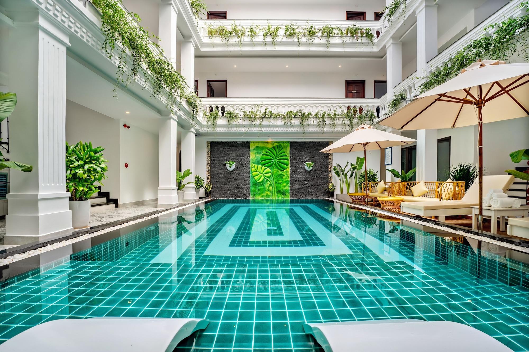 Royal Manison Hotel & Spa