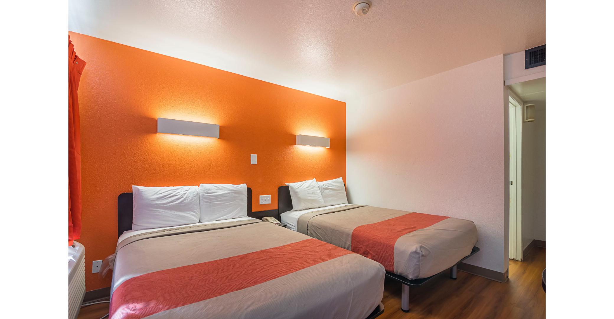 Habitación cuádruple, se aceptan fumadores