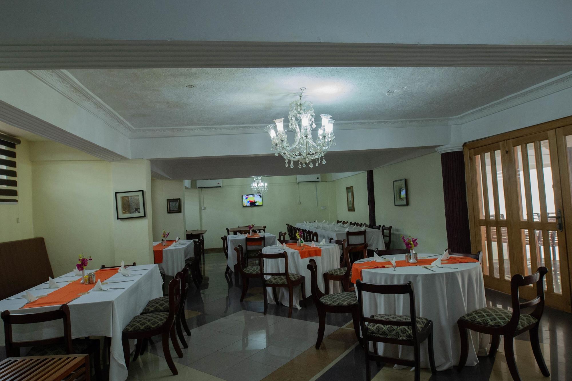 Crystal Rose Ambassador Hotel