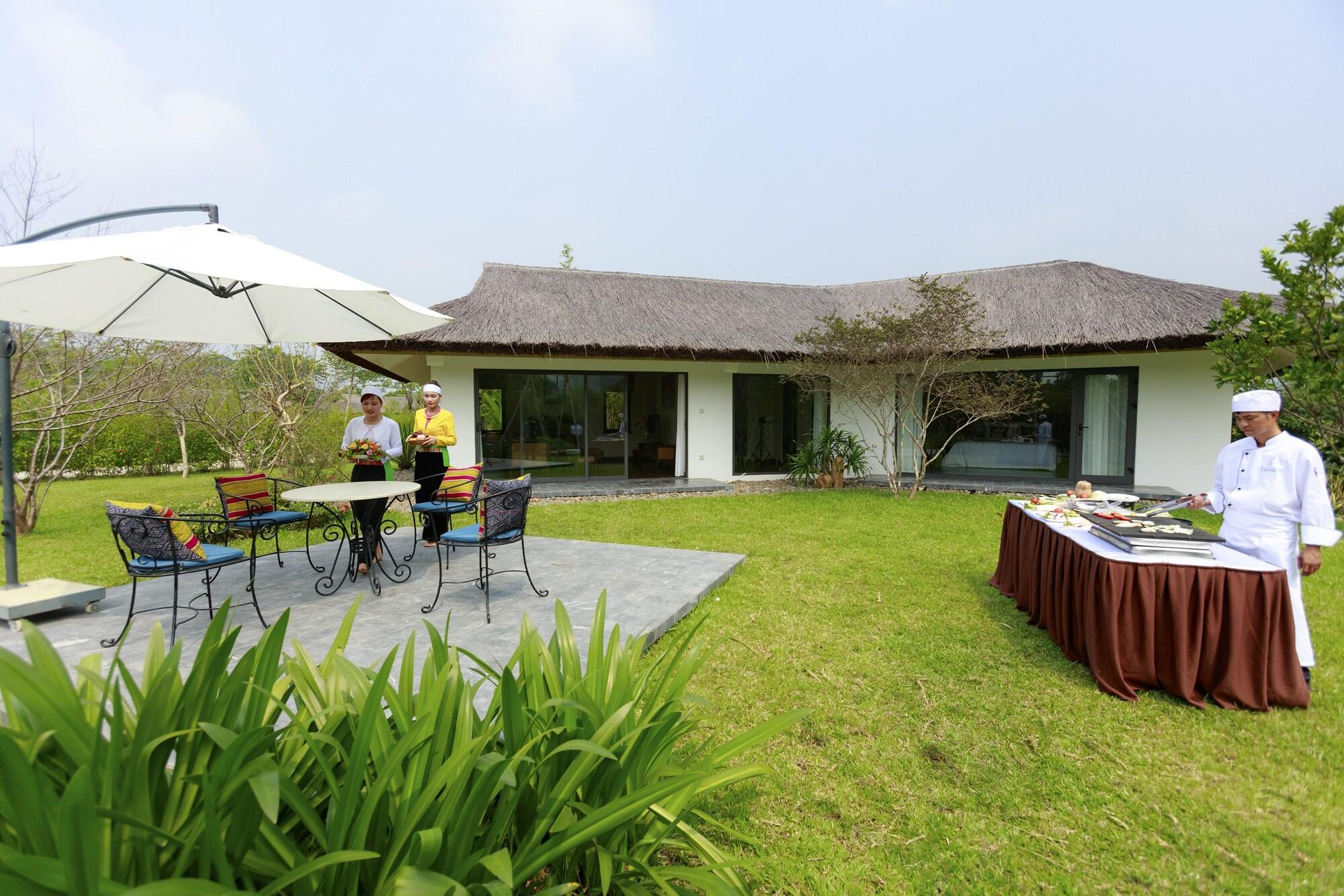 Serena Kim Boi Resort