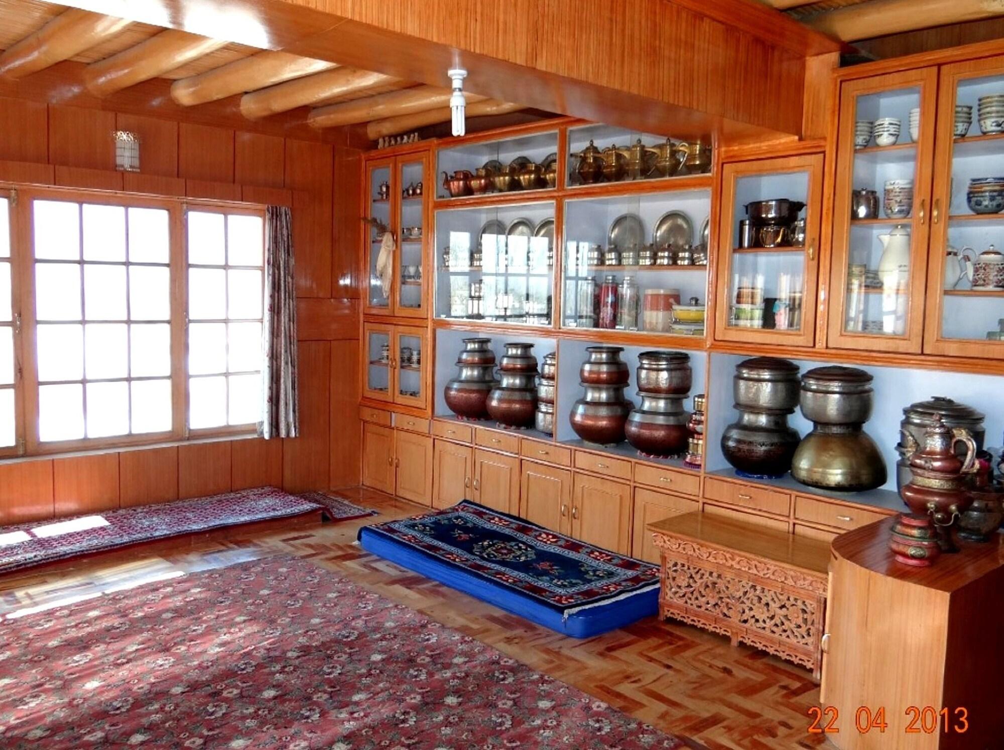 Hotel Kidar, Leh