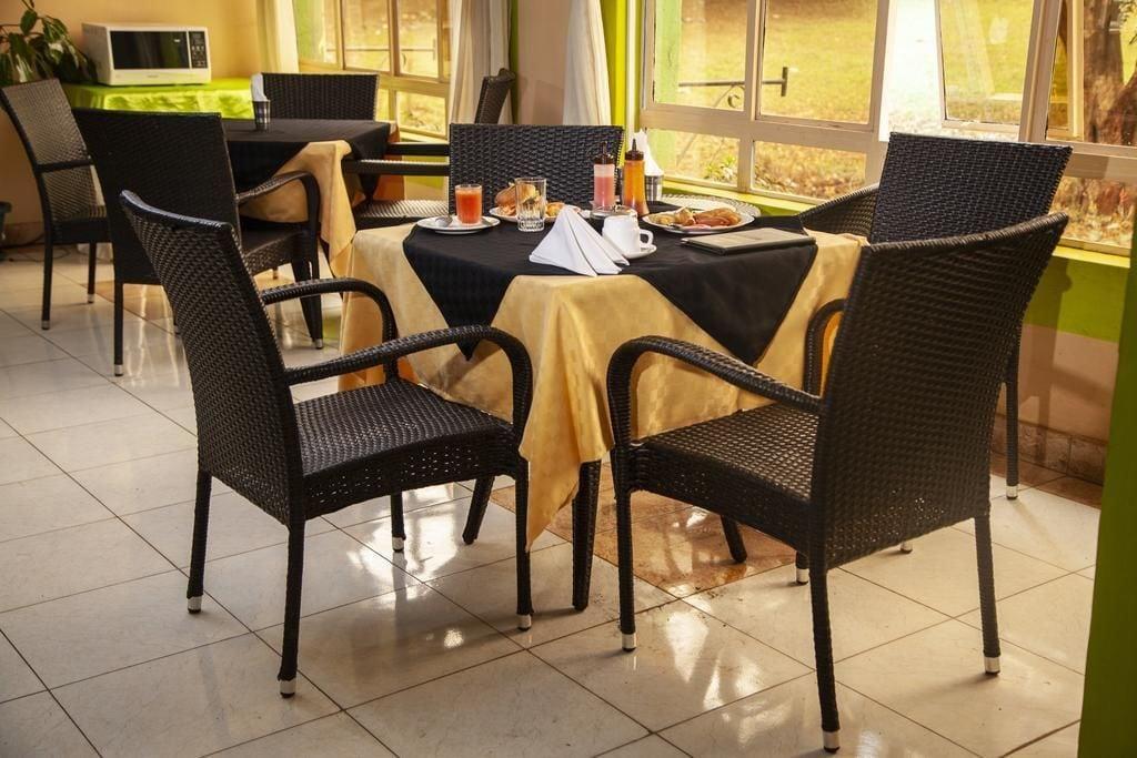 Greenvale Hotel