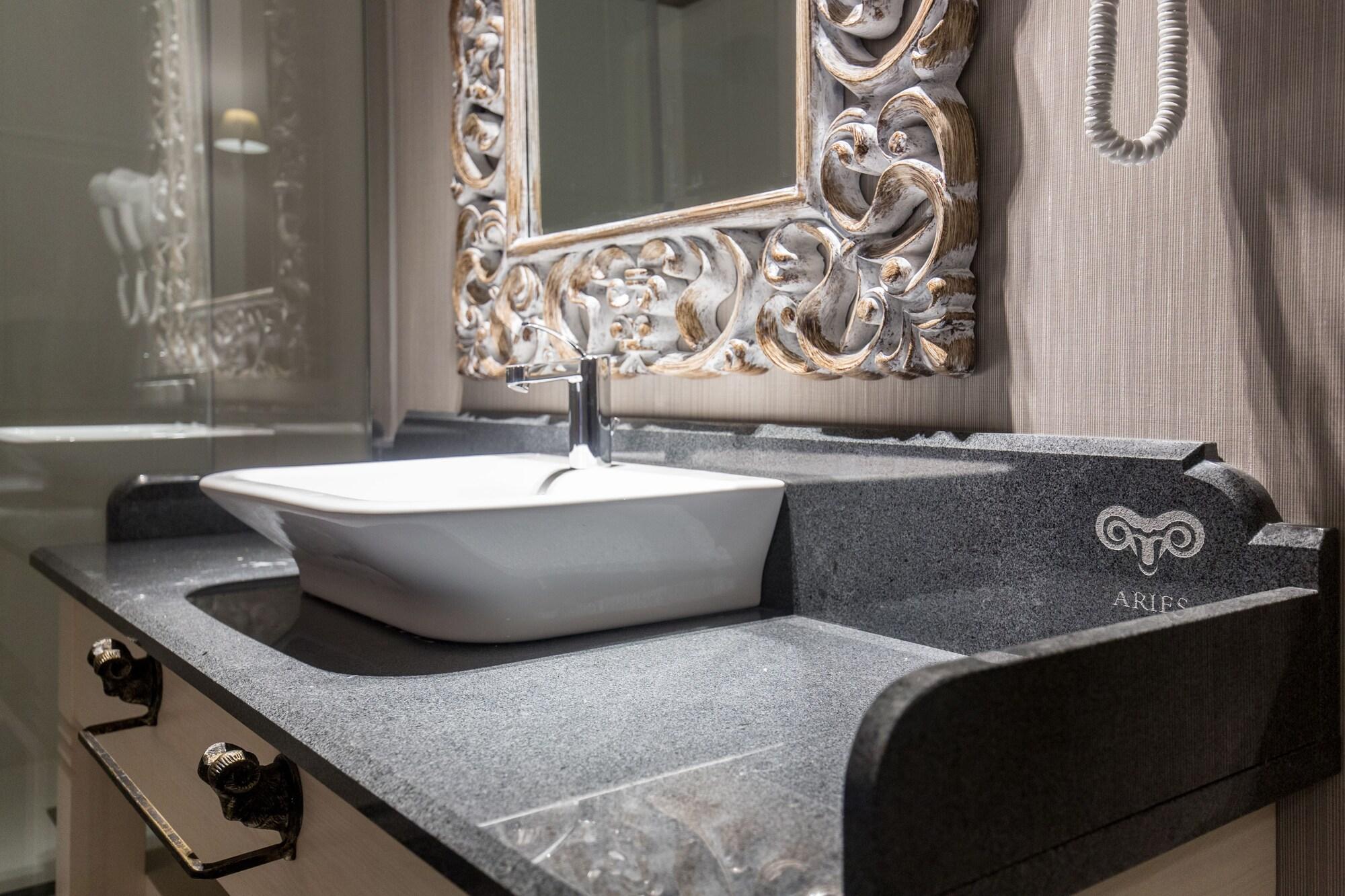 Aries Hotel & SPA by null