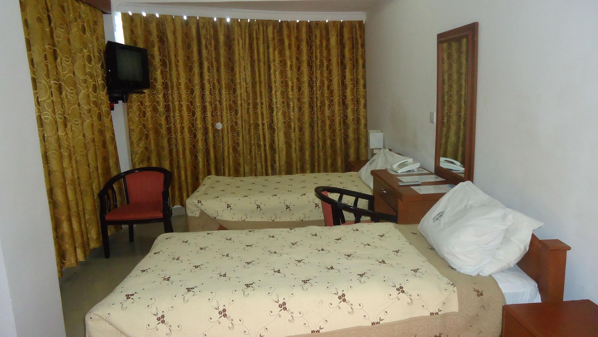 Rainbow Hotel by null