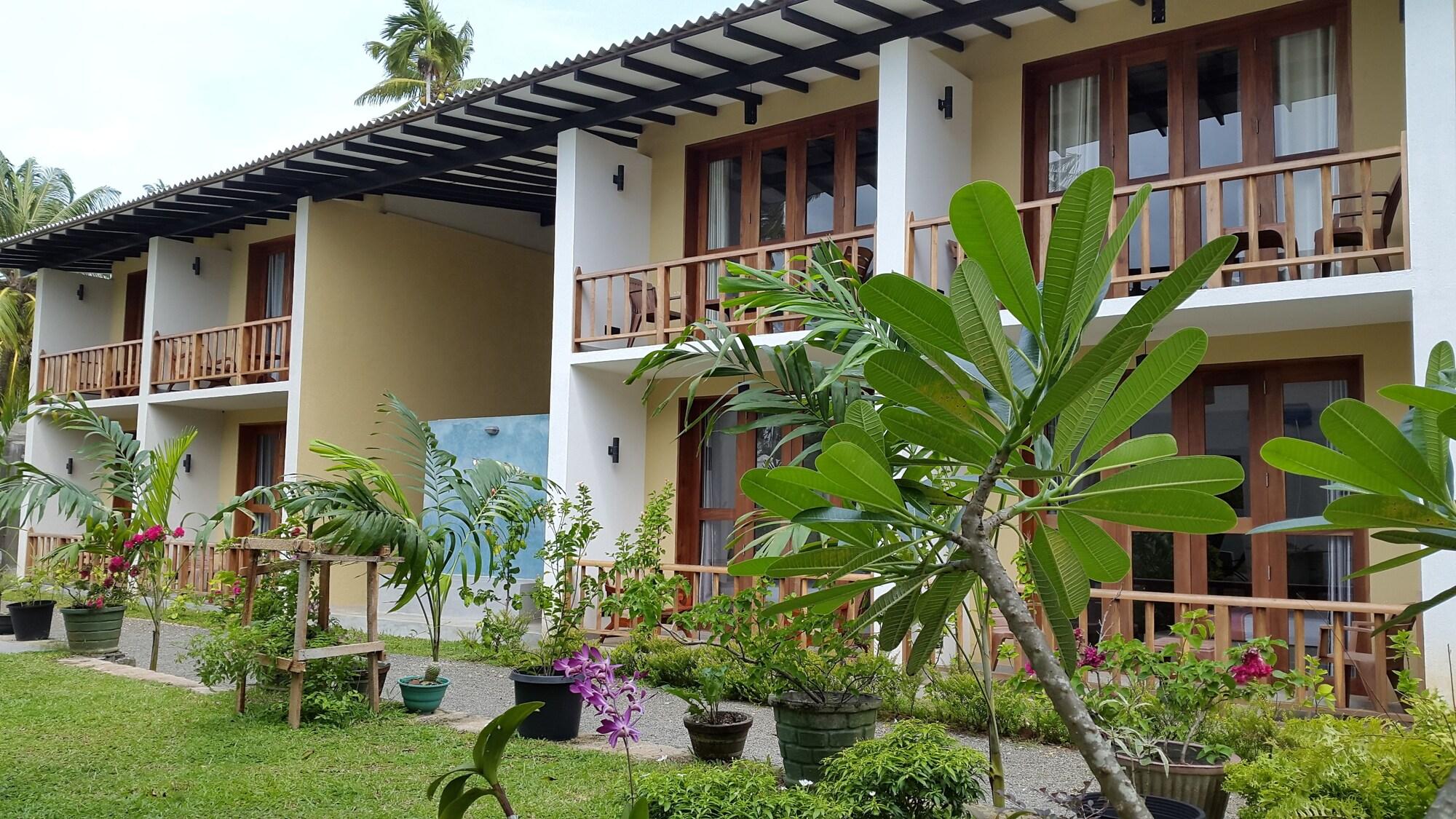 Handagedara Resort - photo