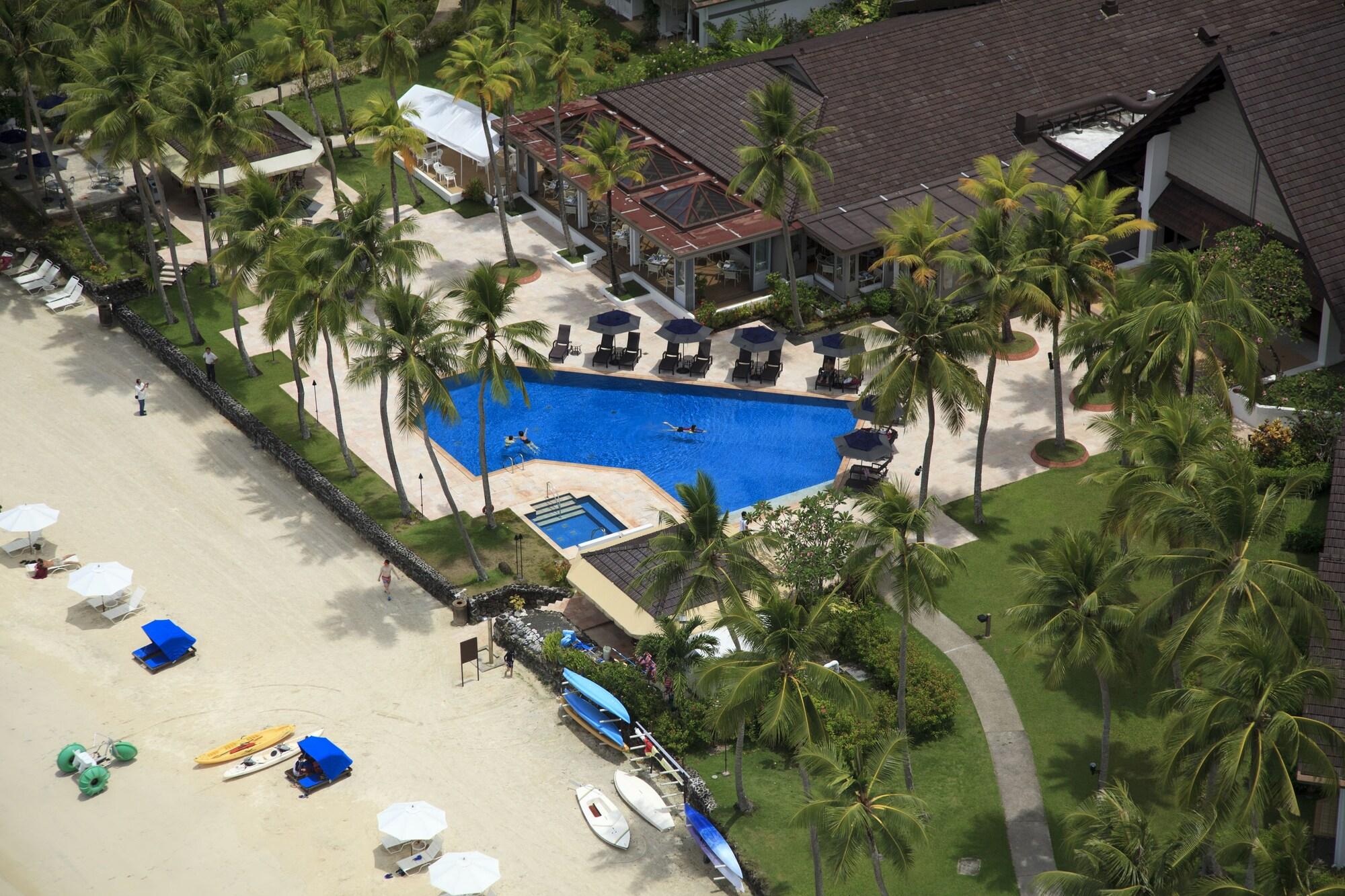 Photo of Palau Pacific Resort and the settlement