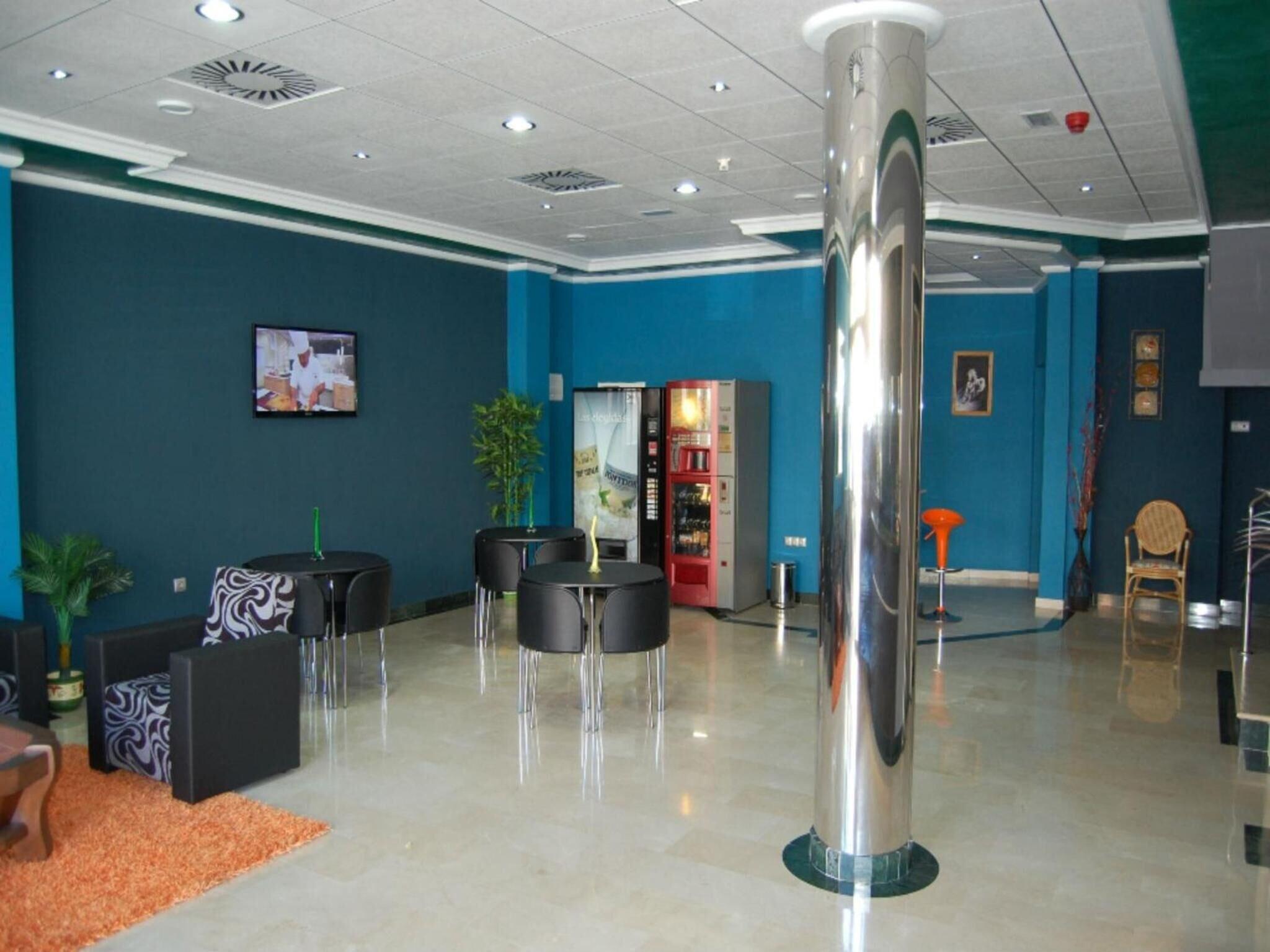 Hotel Almoradi - attēls