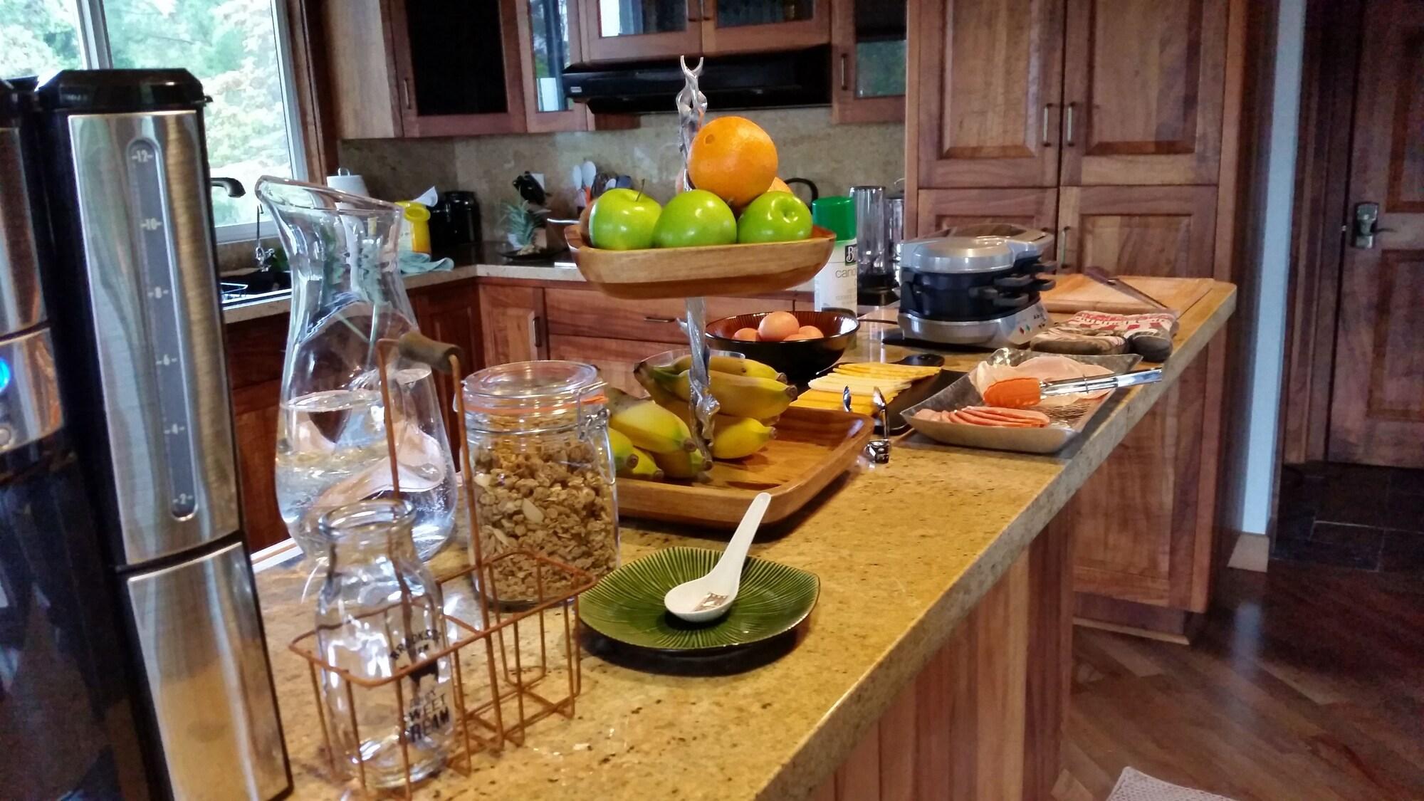Volcano Acres Ranch Bed And Breakfast