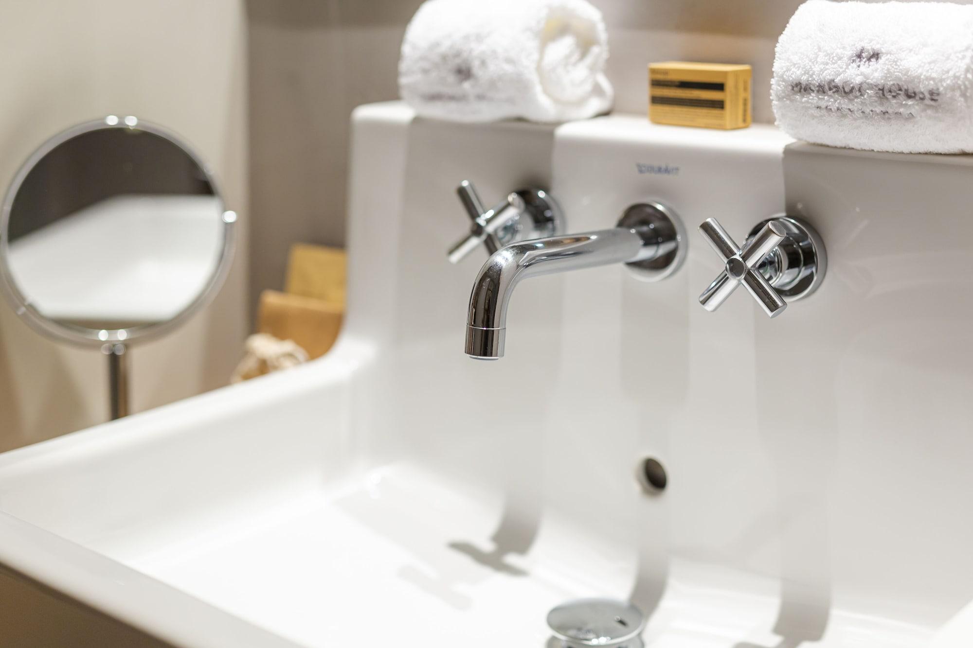 Margot House by null