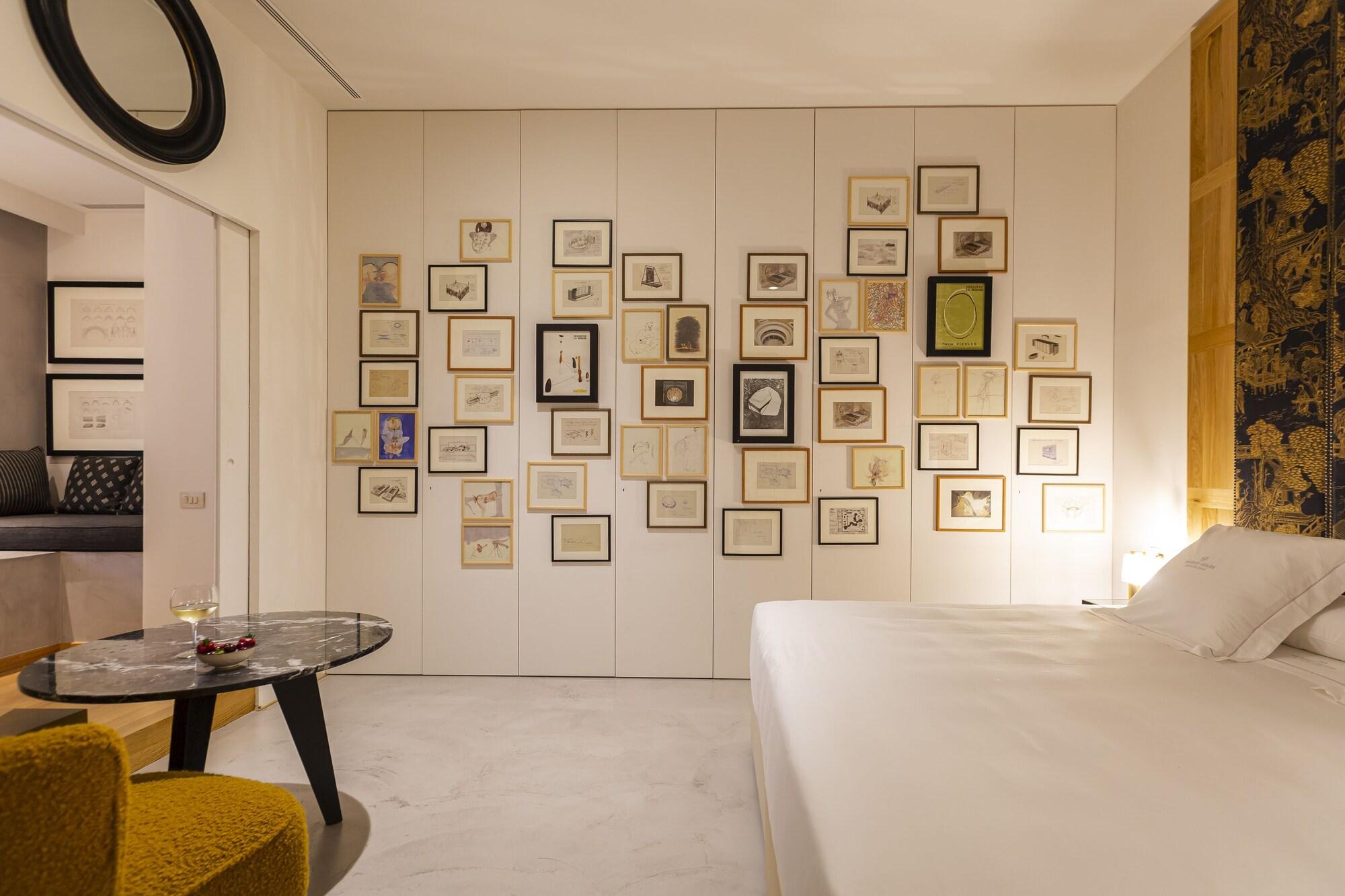Margot House by null